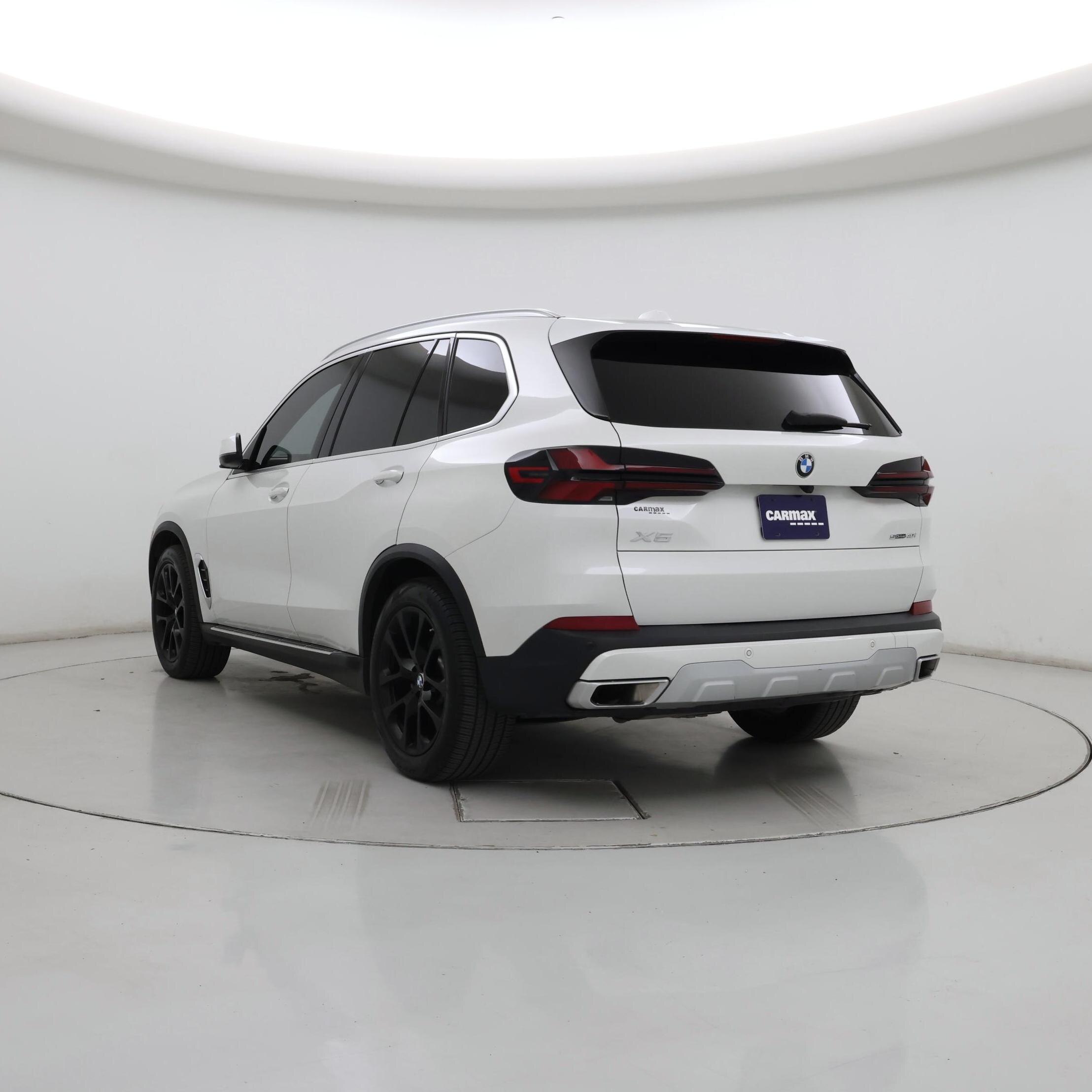 Thumbnail: 2024 BMW X5 - 2