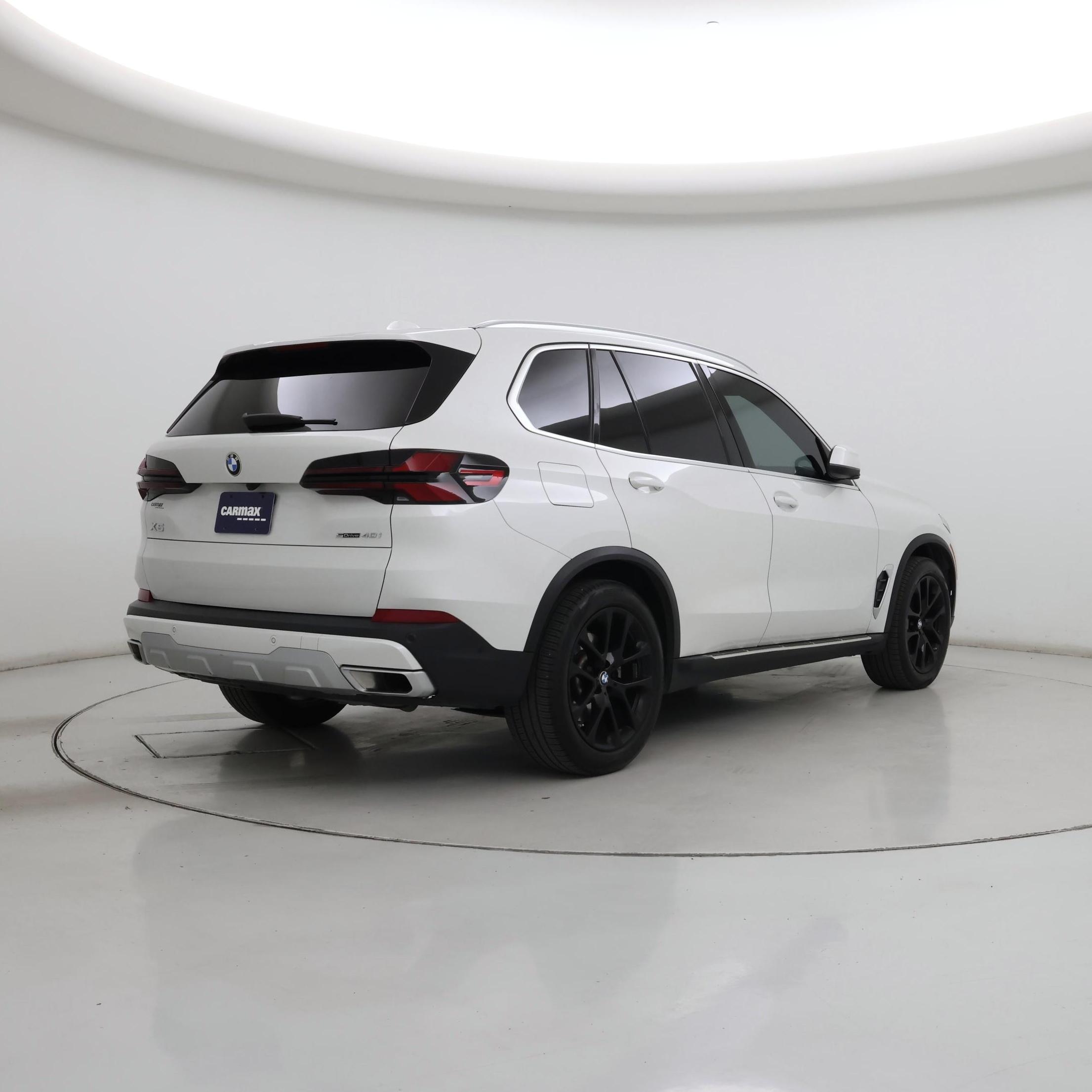Thumbnail: 2024 BMW X5 - 8