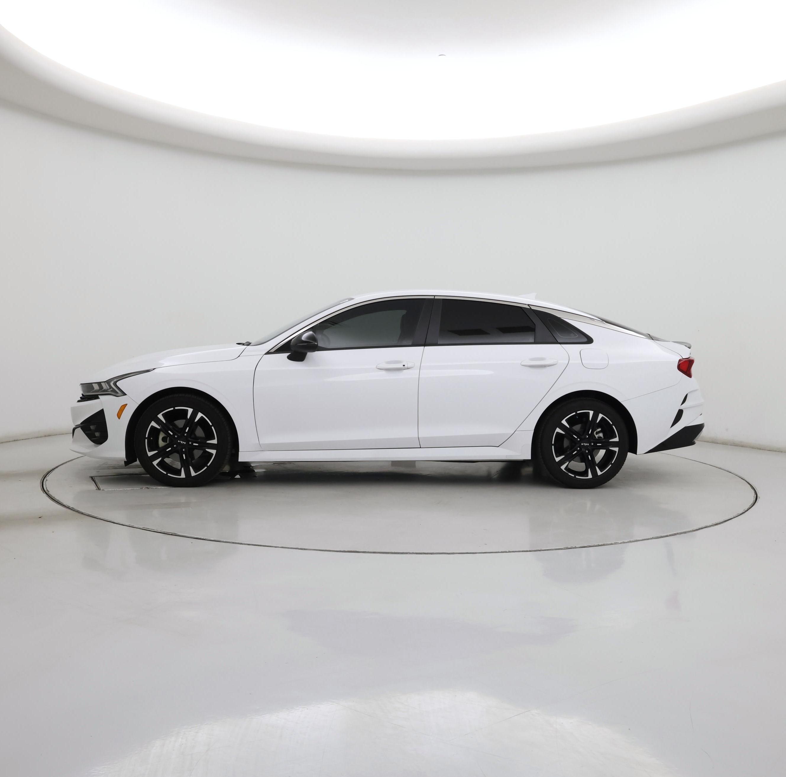 Thumbnail: 2023 Kia K5 - 3