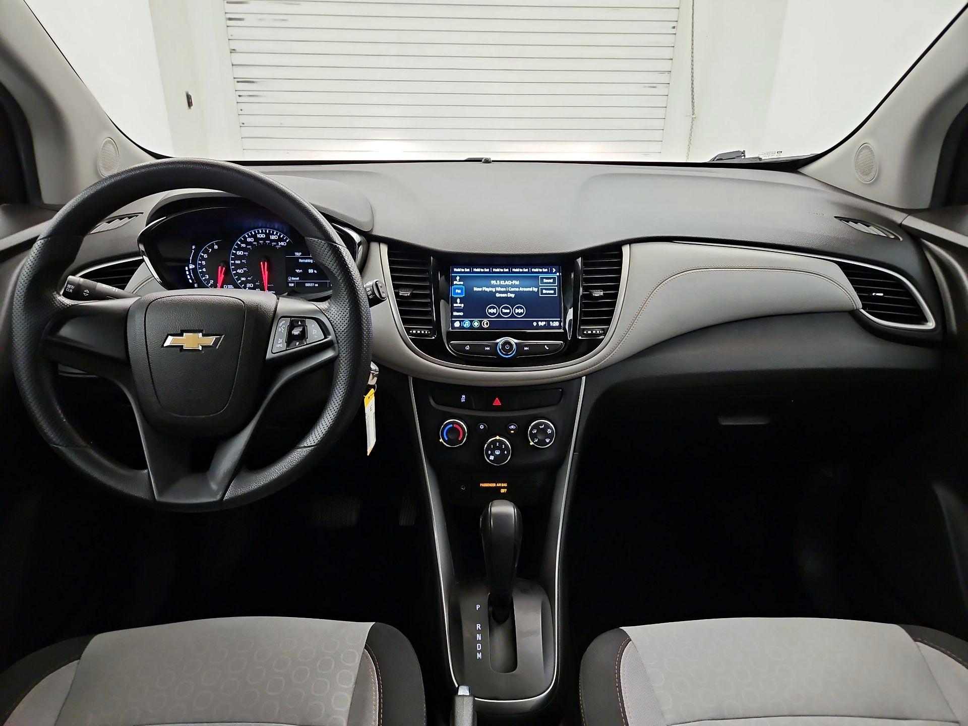Thumbnail: 2018 Chevrolet Trax - 9