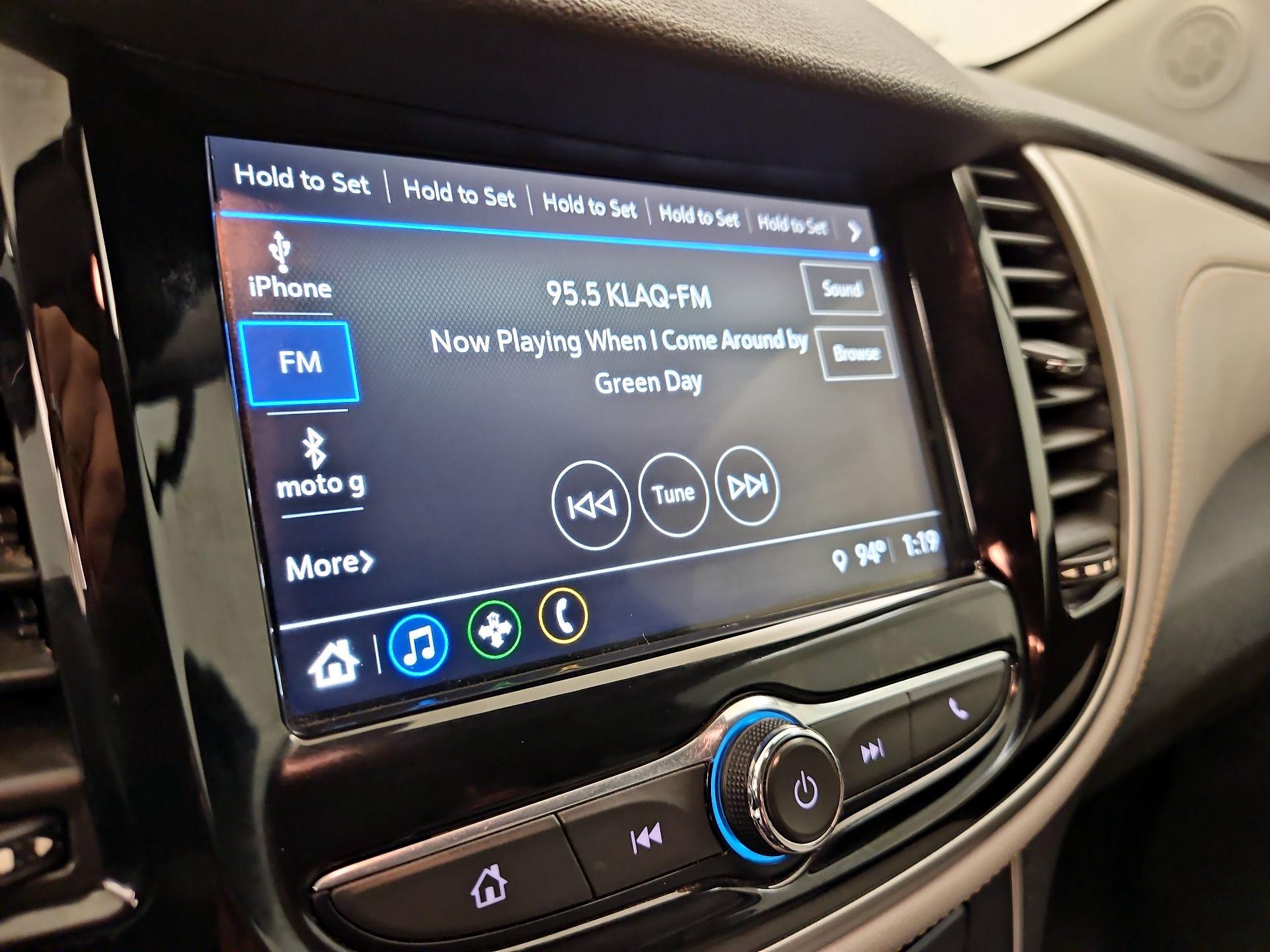 Thumbnail: 2018 Chevrolet Trax - 15
