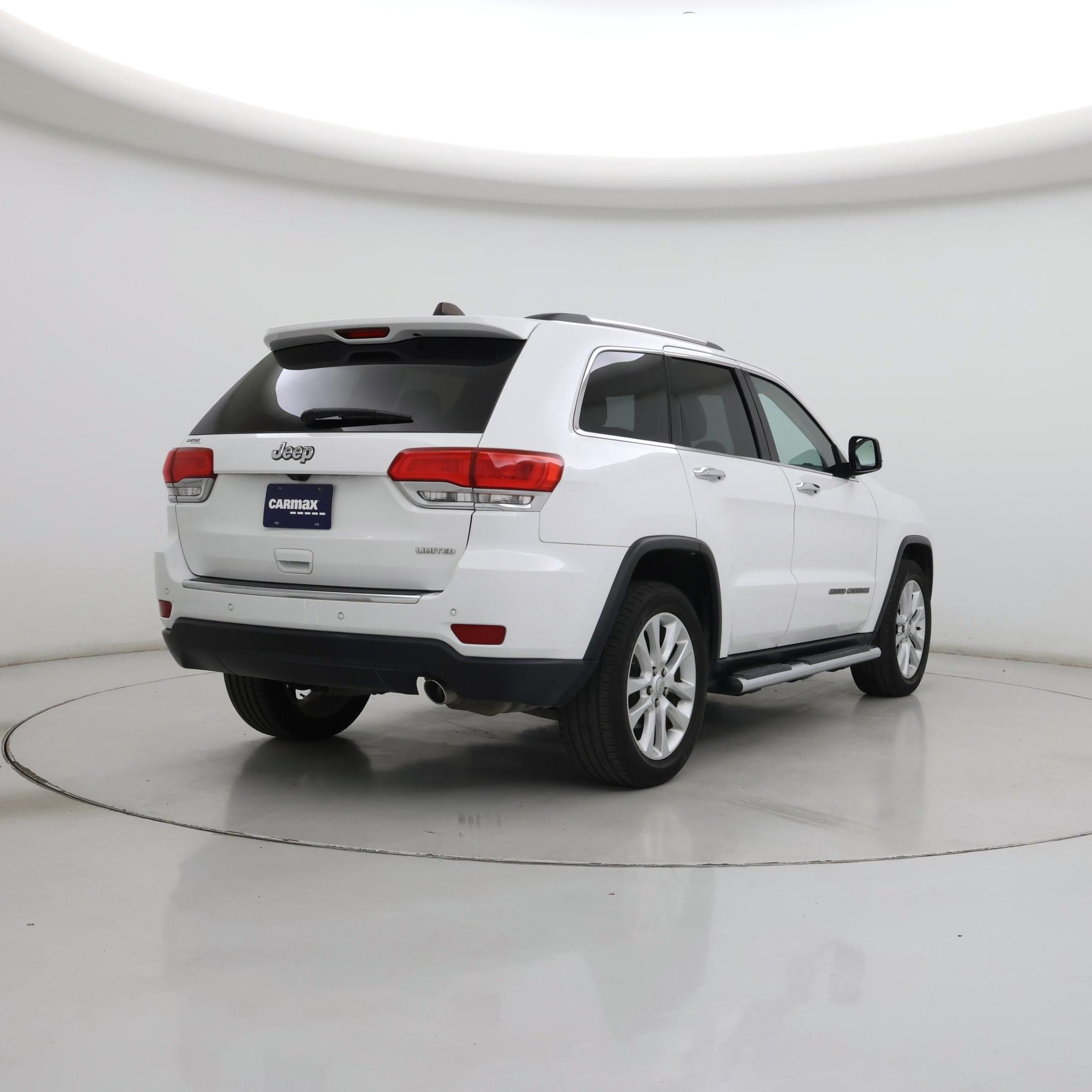 Thumbnail: 2017 Jeep Grand Cherokee - 8