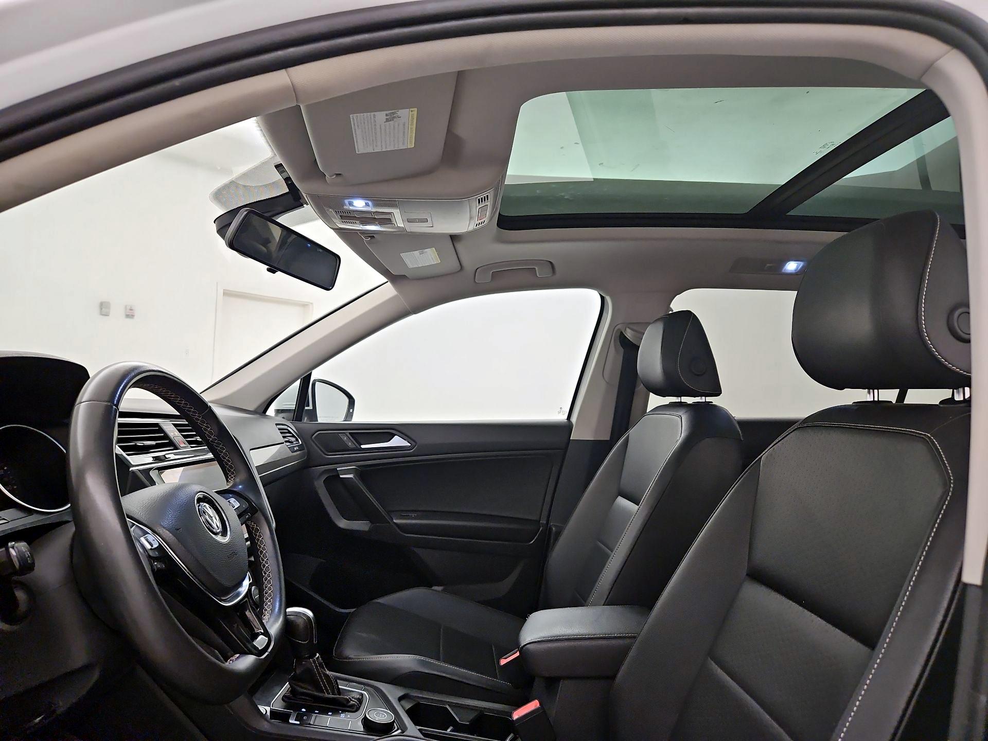 Thumbnail: 2021 Volkswagen Tiguan - 19