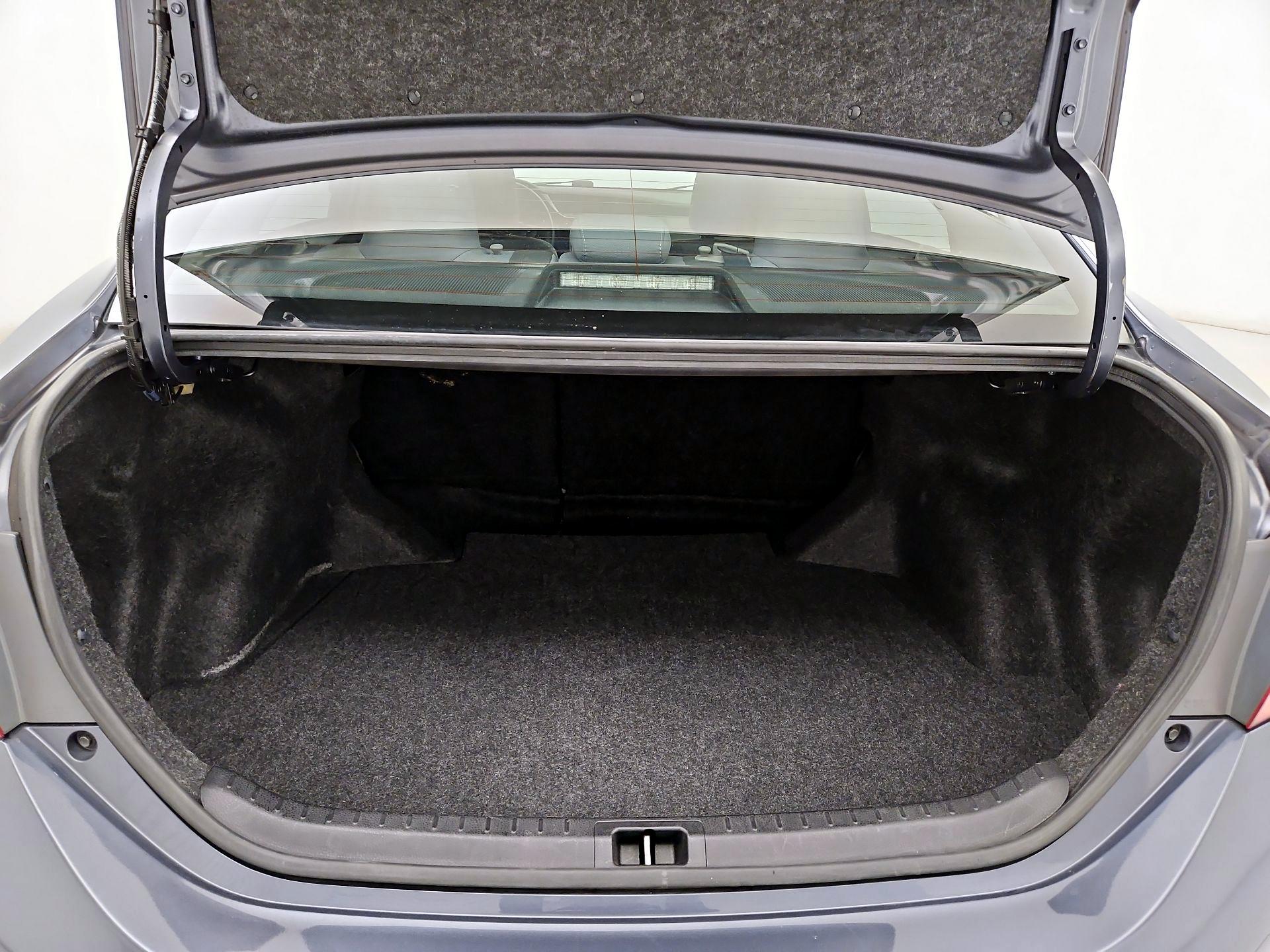 Thumbnail: 2019 Toyota Corolla - 20