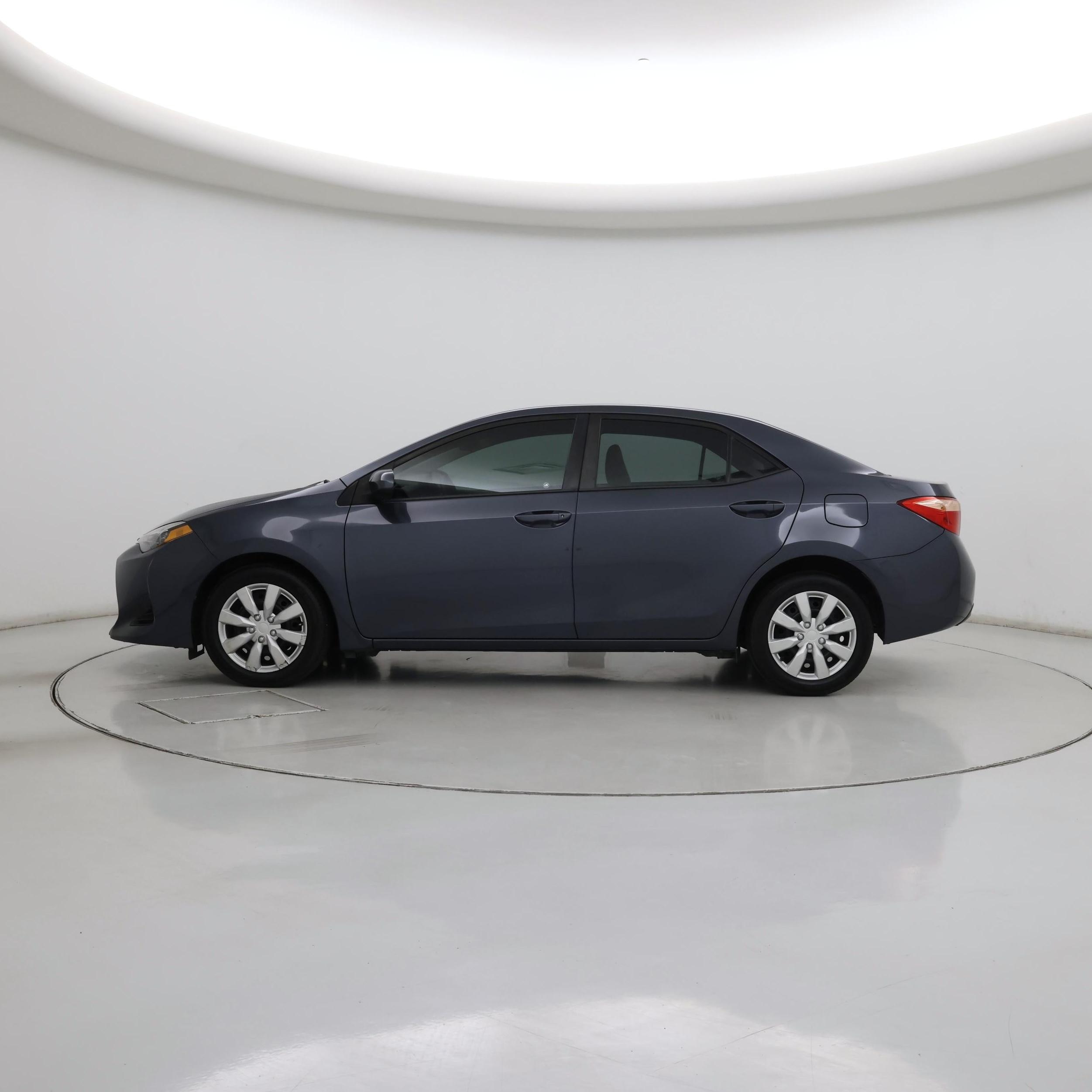Thumbnail: 2019 Toyota Corolla - 3