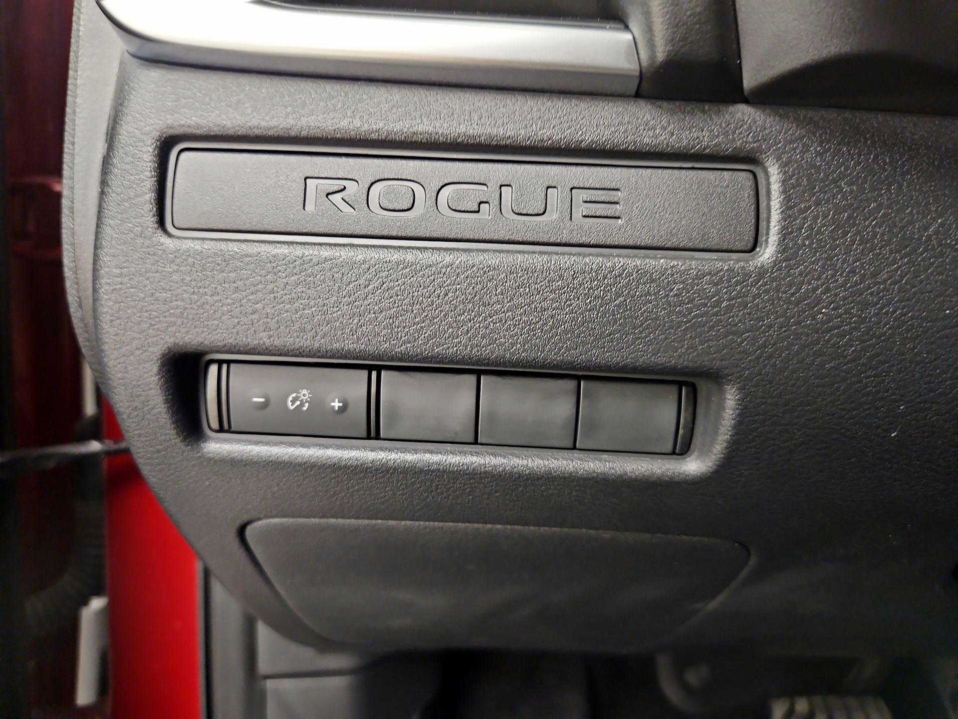 Thumbnail: 2023 Nissan Rogue - 13