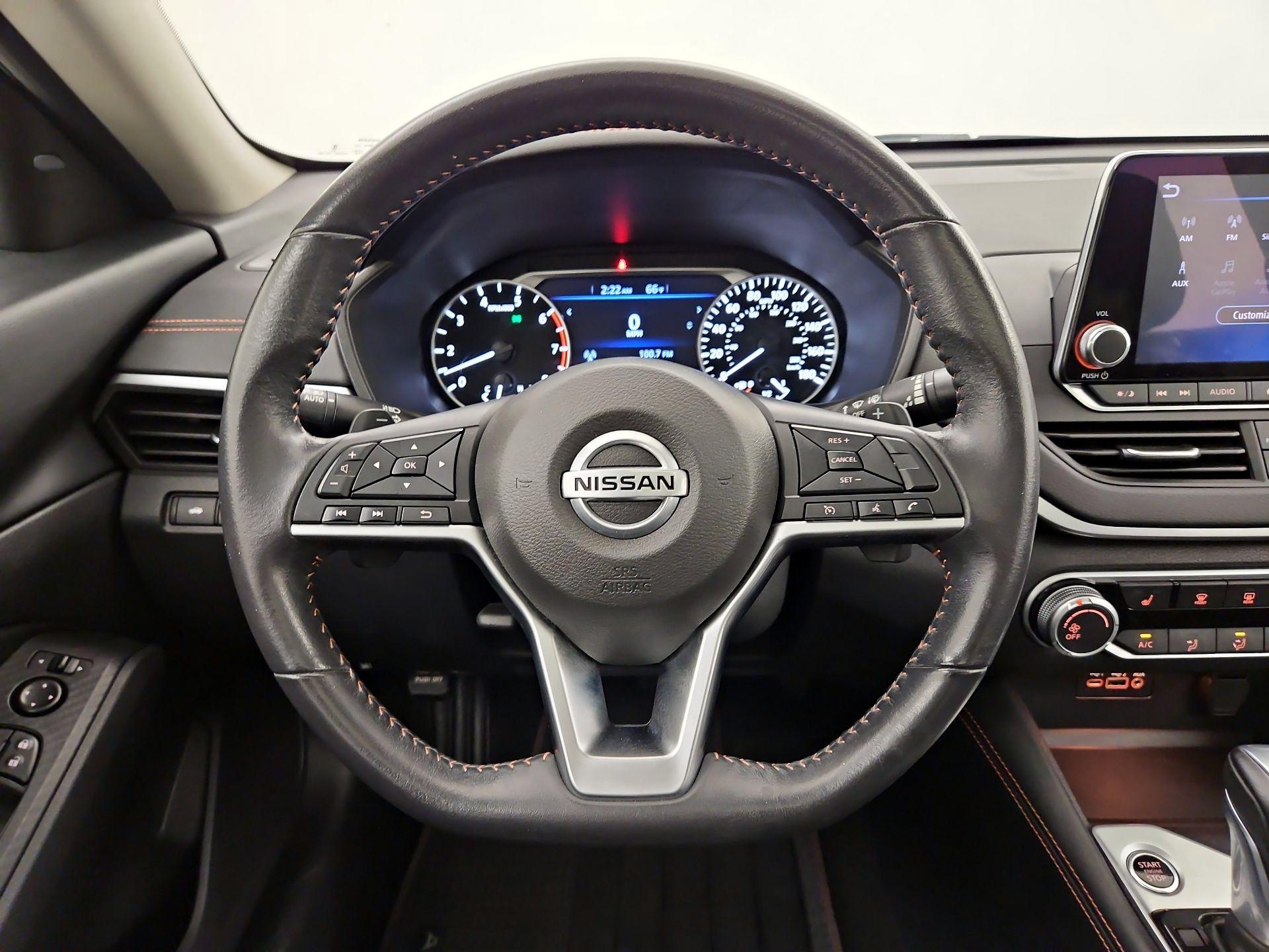 Thumbnail: 2022 Nissan Altima - 10