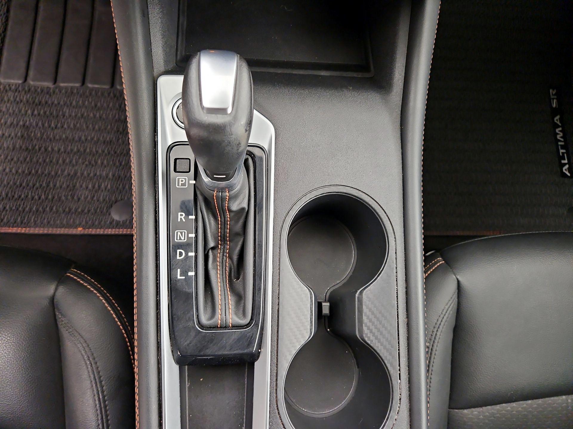 Thumbnail: 2022 Nissan Altima - 17