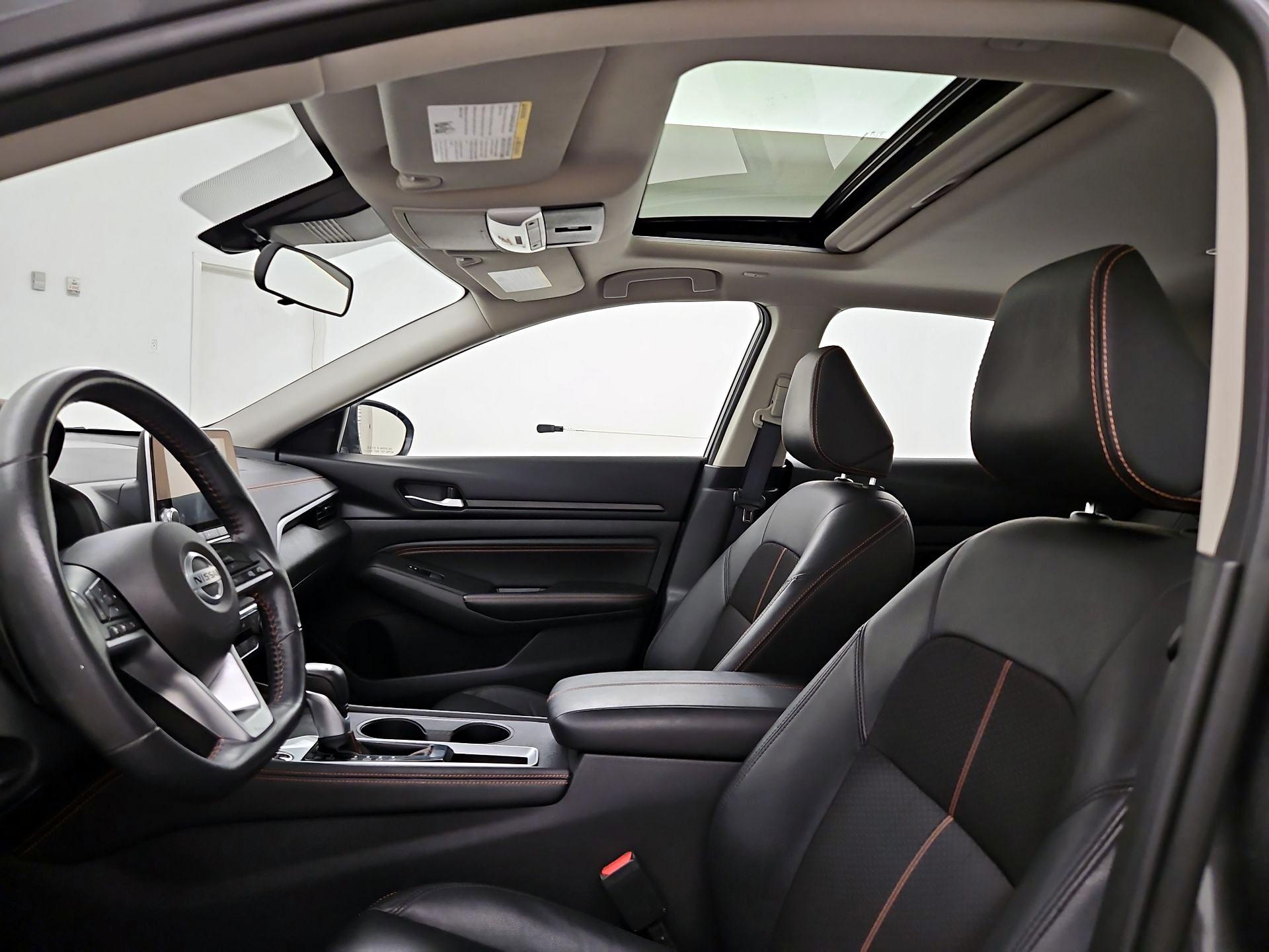 Thumbnail: 2022 Nissan Altima - 19