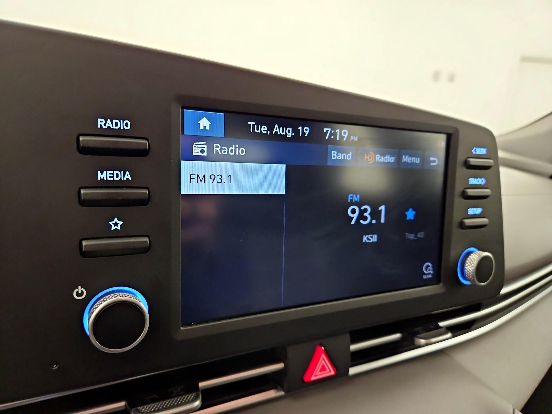 Thumbnail: 2021 Hyundai Elantra - 15