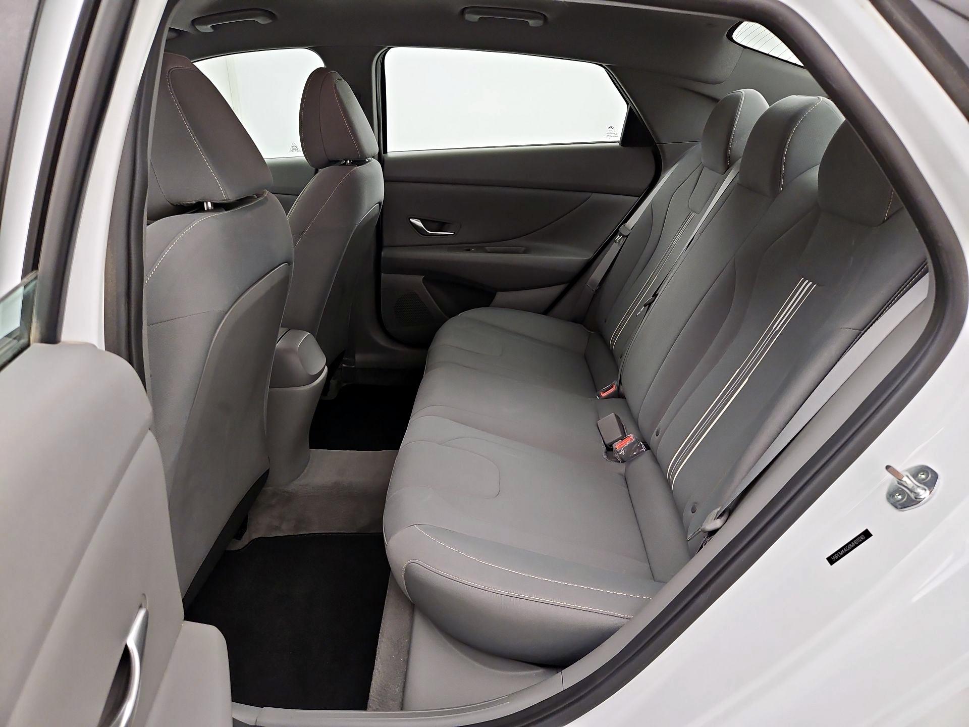 Thumbnail: 2021 Hyundai Elantra - 19