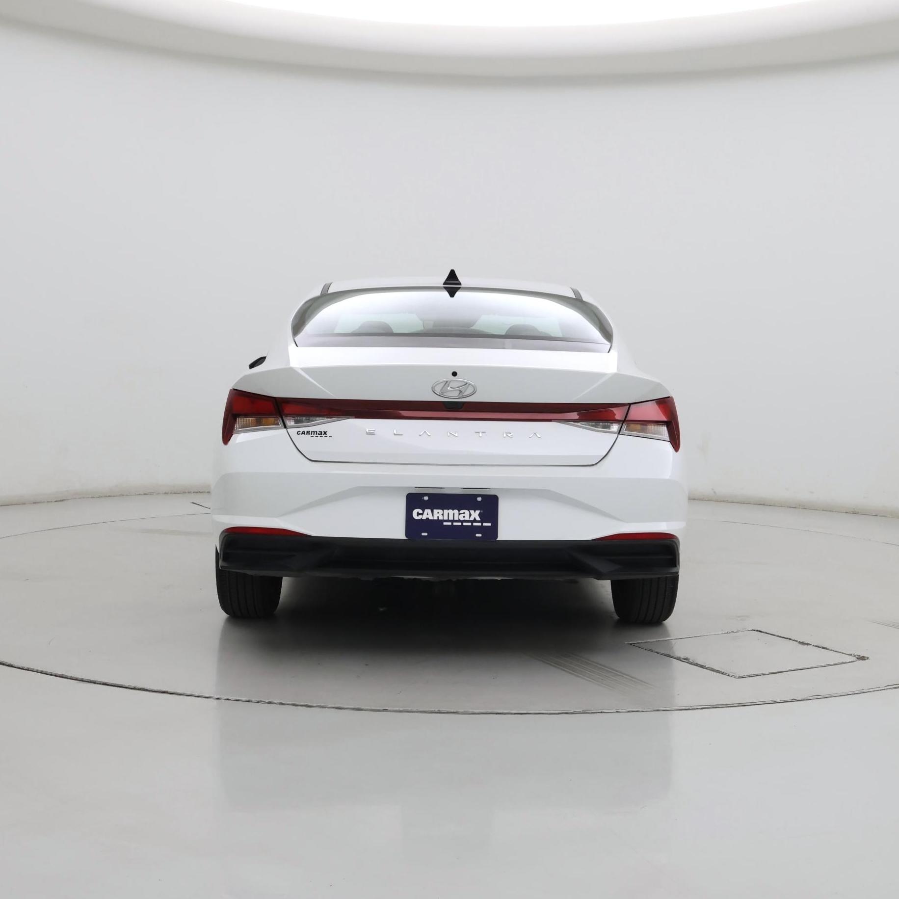 Thumbnail: 2021 Hyundai Elantra - 6