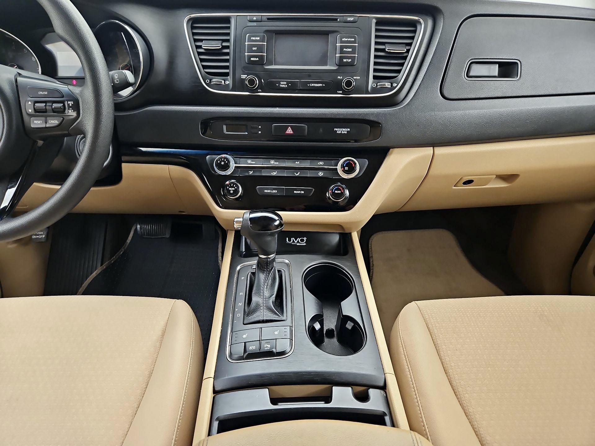 Thumbnail: 2016 Kia Sedona - 17