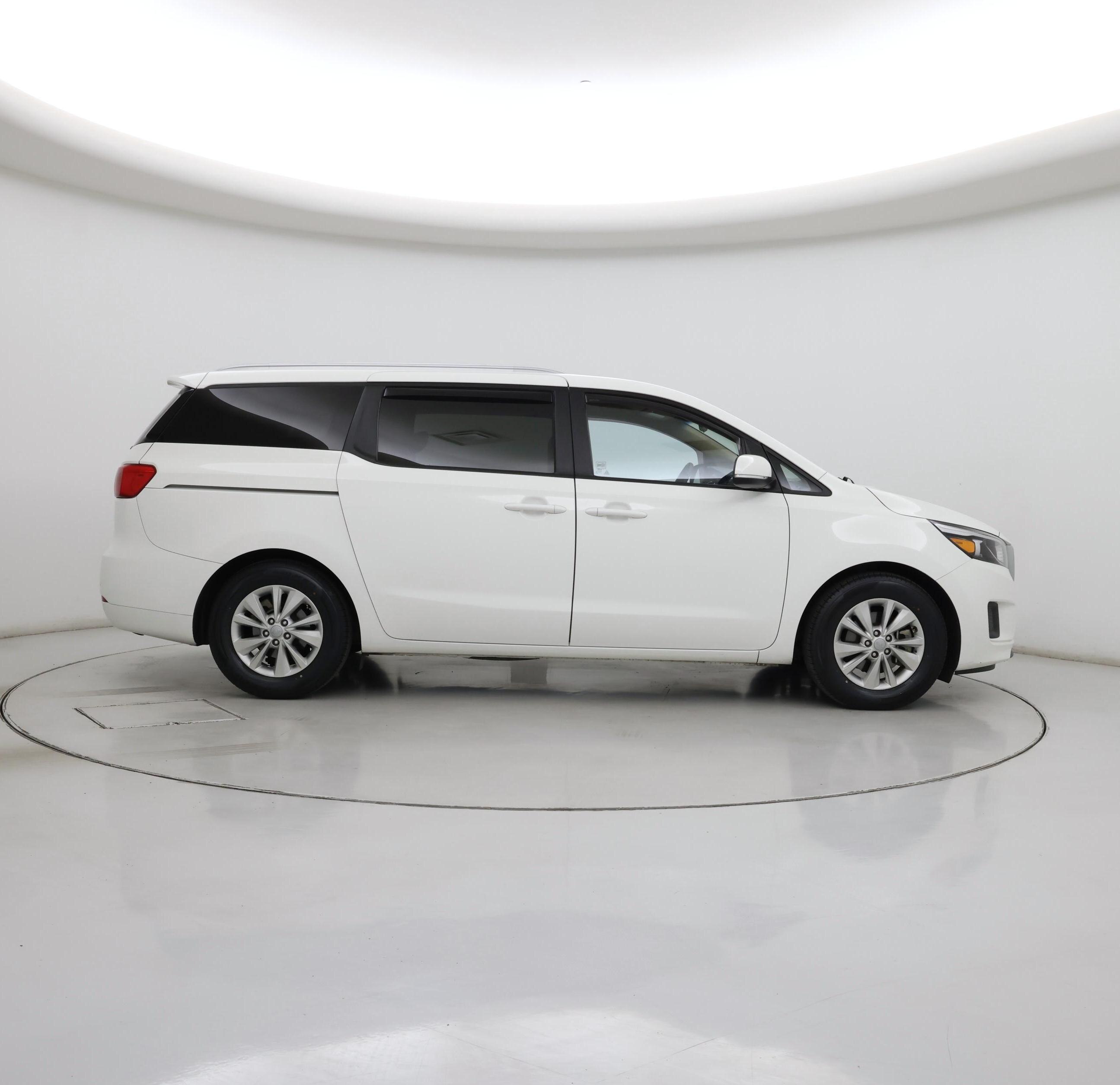 Thumbnail: 2016 Kia Sedona - 7
