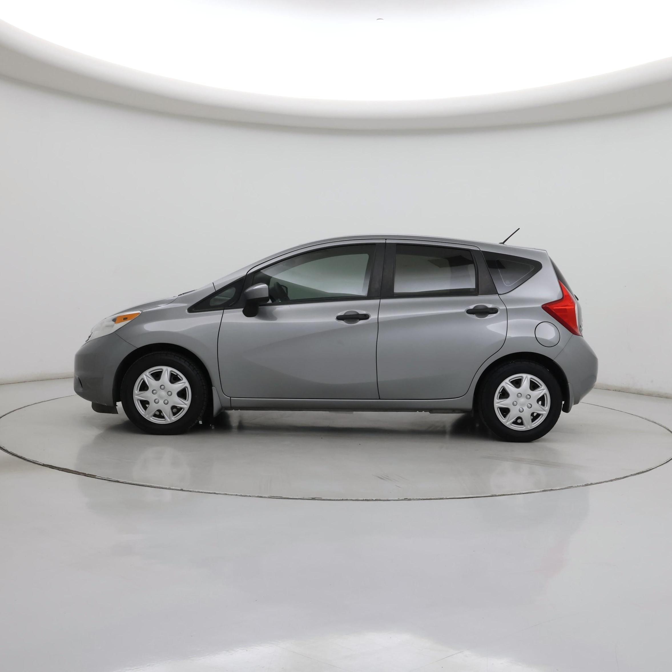 Thumbnail: 2015 Nissan Versa Note - 3