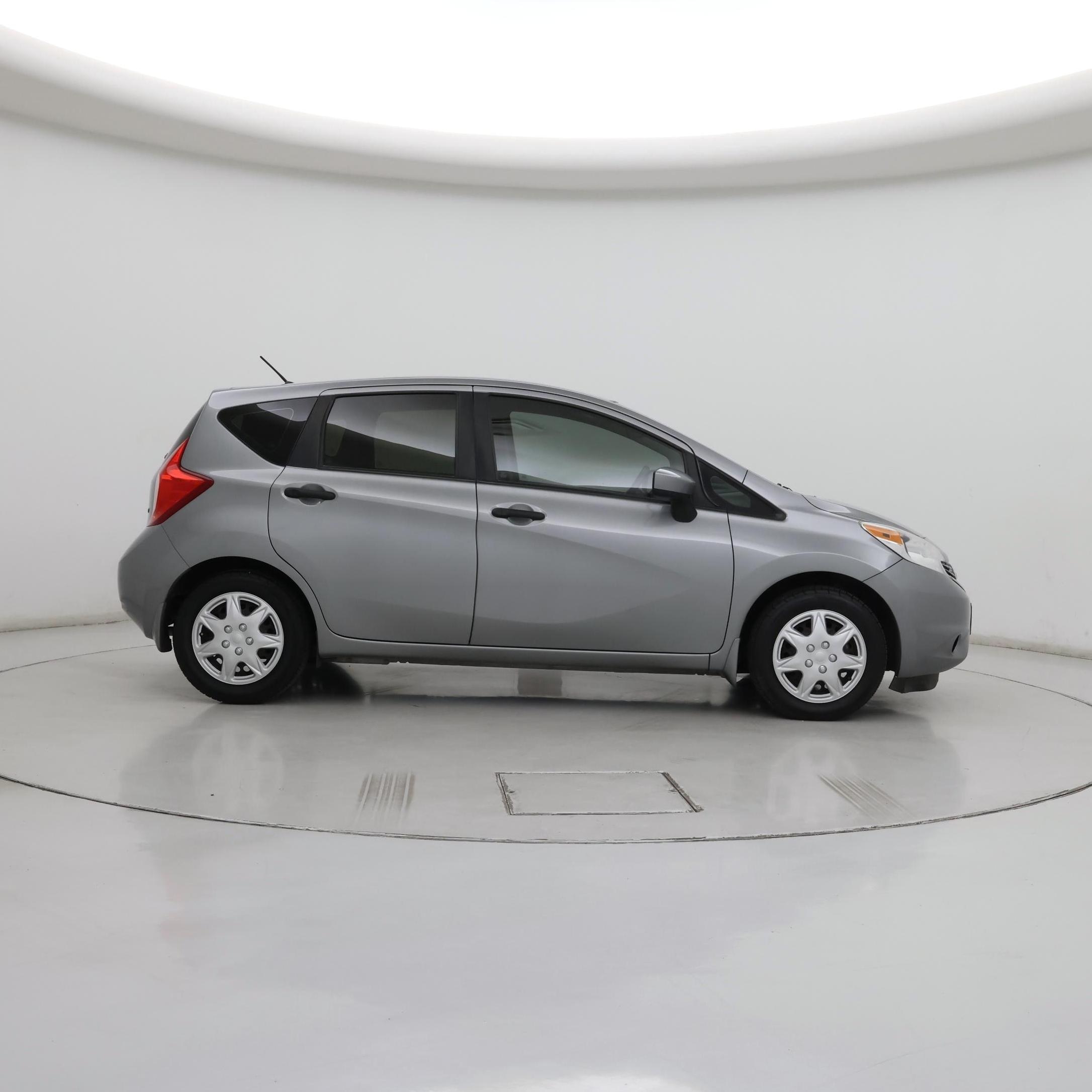 Thumbnail: 2015 Nissan Versa Note - 7