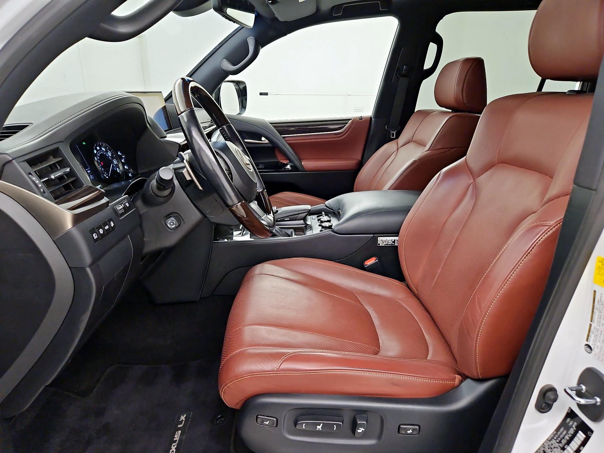 Thumbnail: 2021 Lexus LX - 11
