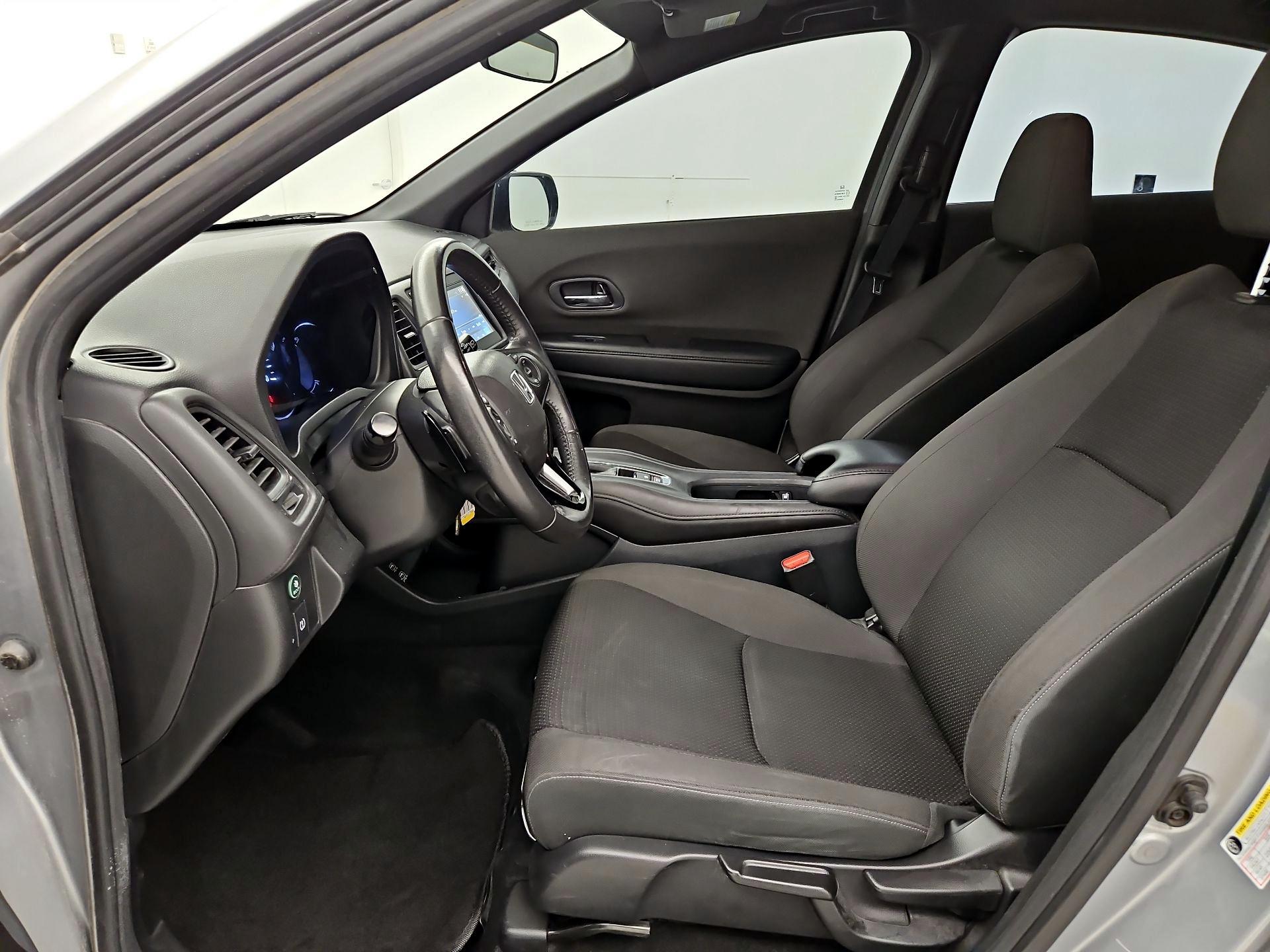Thumbnail: 2019 Honda HR-V - 11