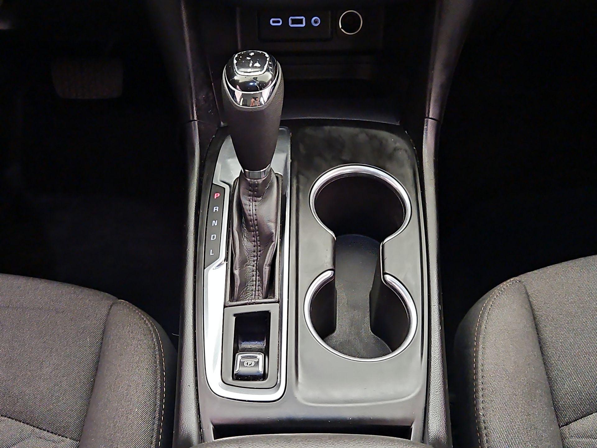 Thumbnail: 2020 Chevrolet Equinox - 17