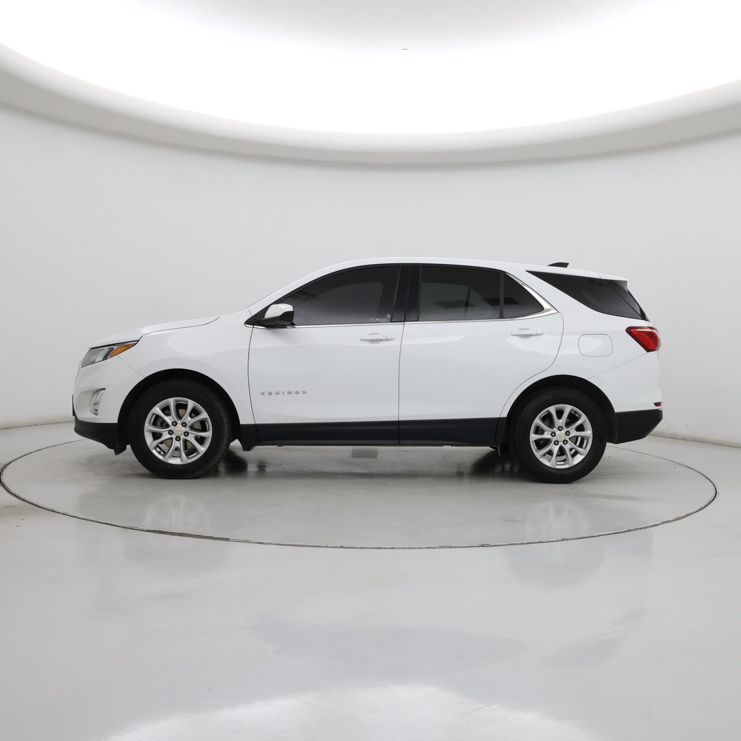 Thumbnail: 2020 Chevrolet Equinox - 3
