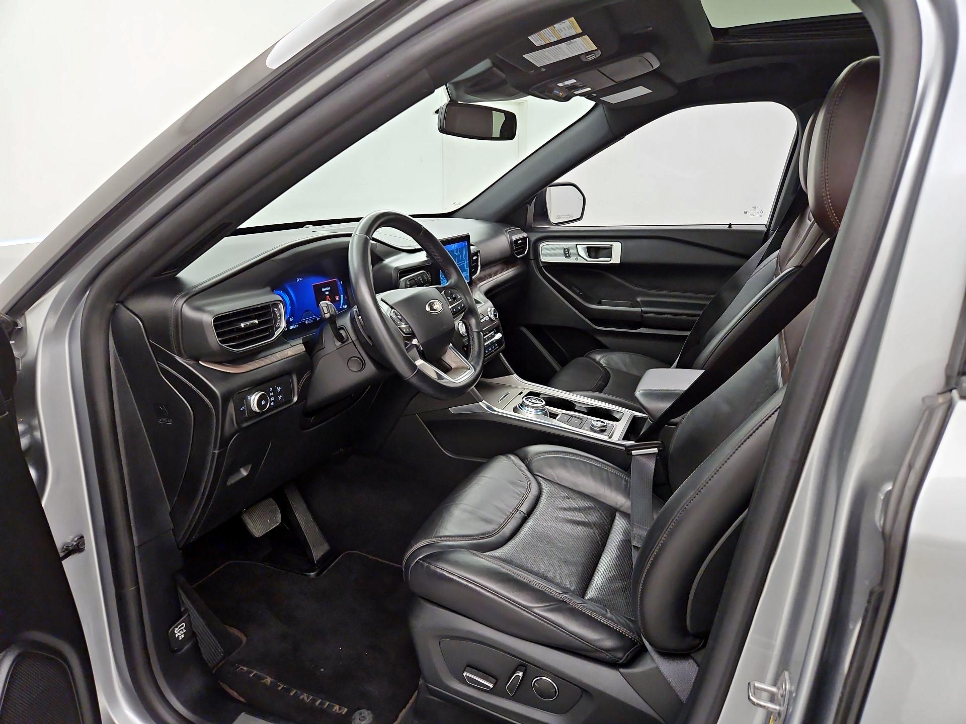 Thumbnail: 2020 Ford Explorer - 11