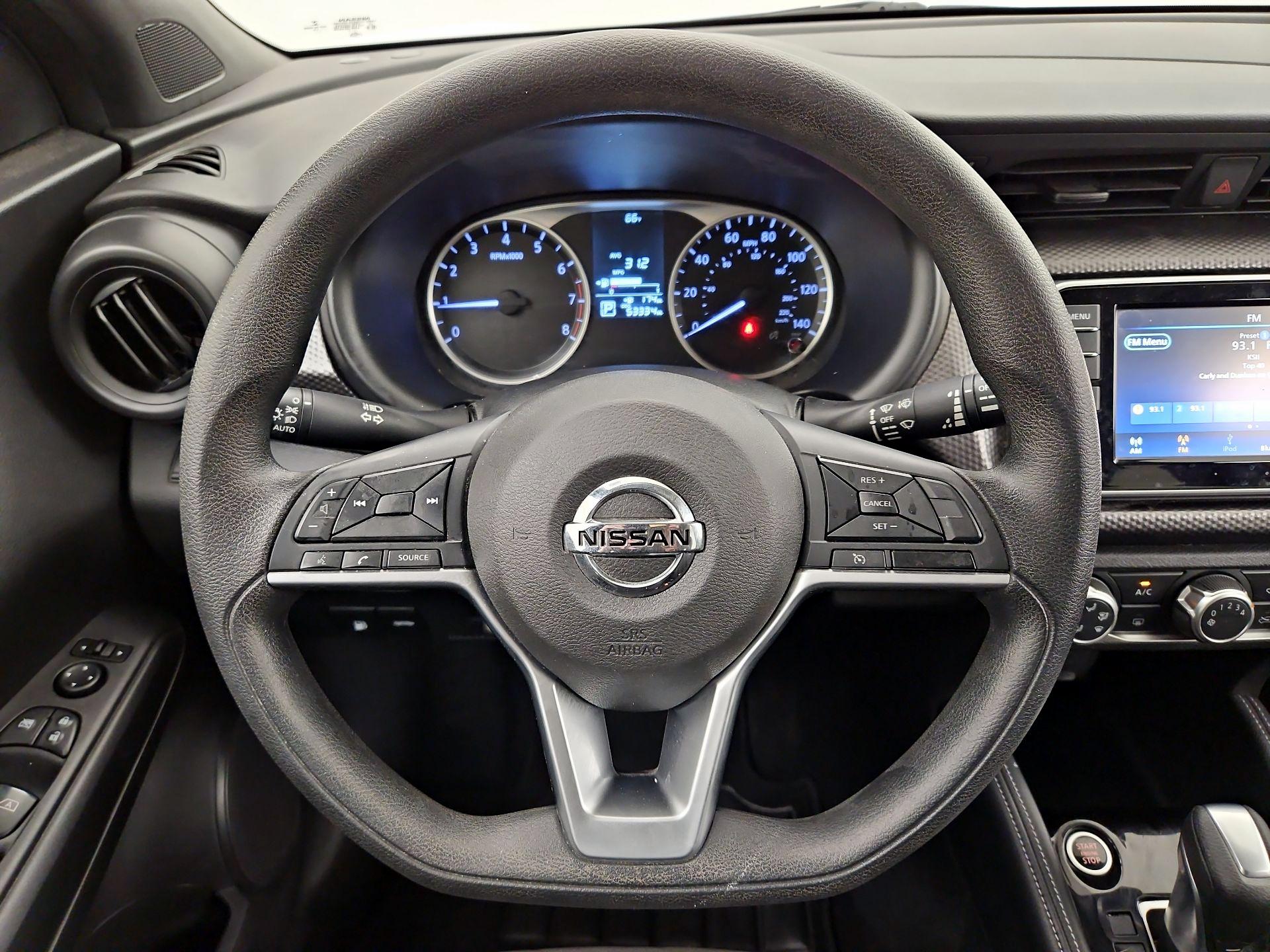 Thumbnail: 2019 Nissan Kicks - 10