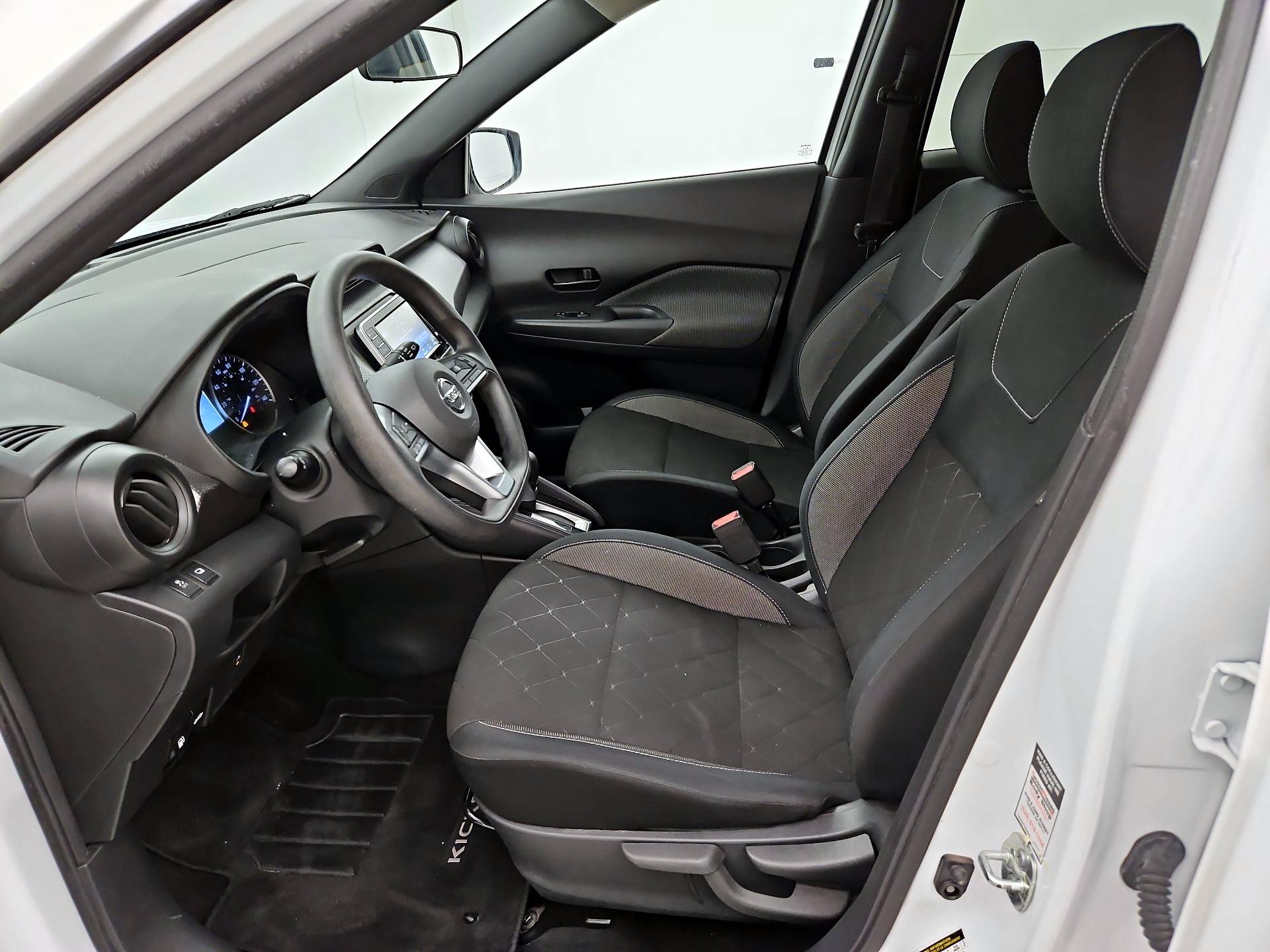Thumbnail: 2019 Nissan Kicks - 11