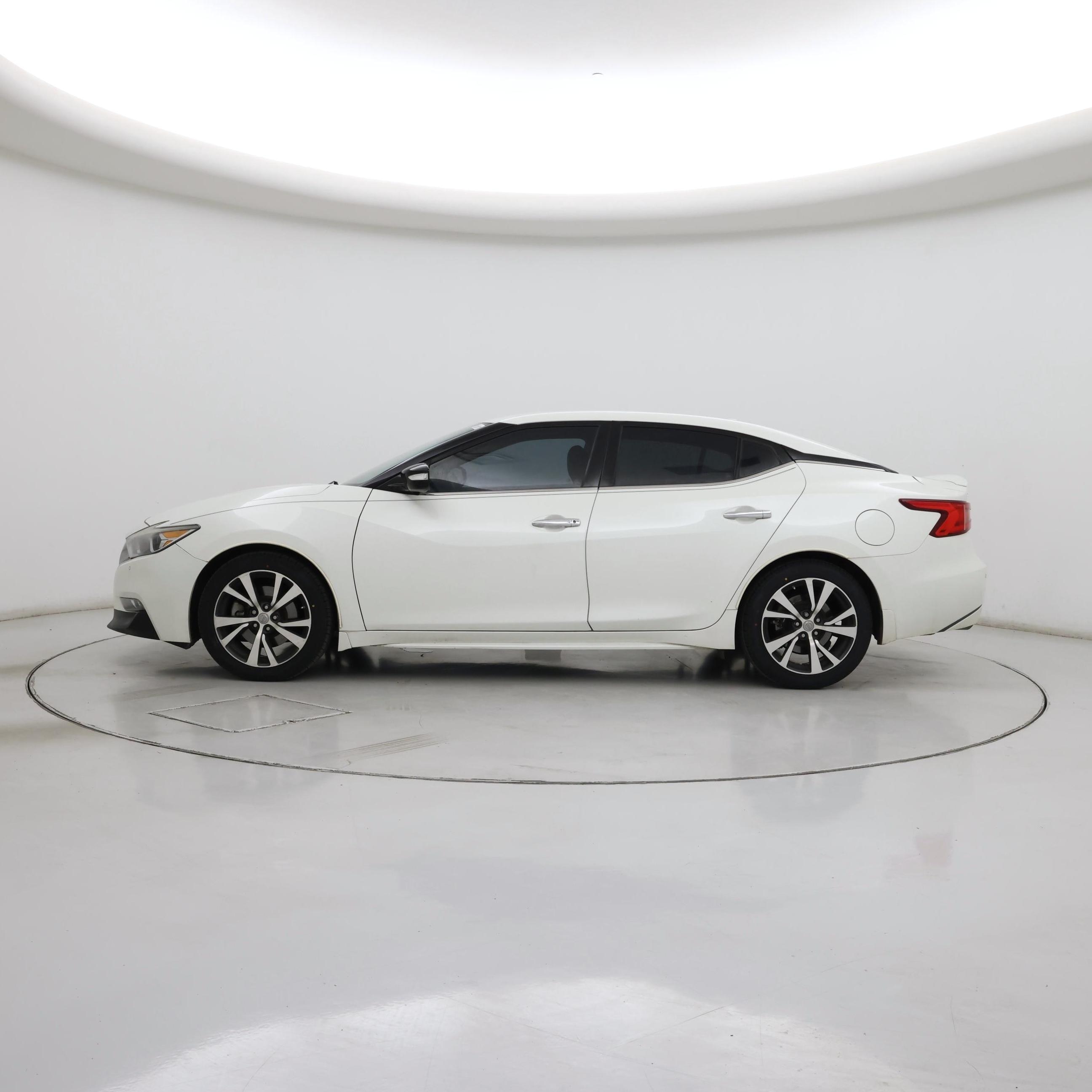Thumbnail: 2017 Nissan Maxima - 3