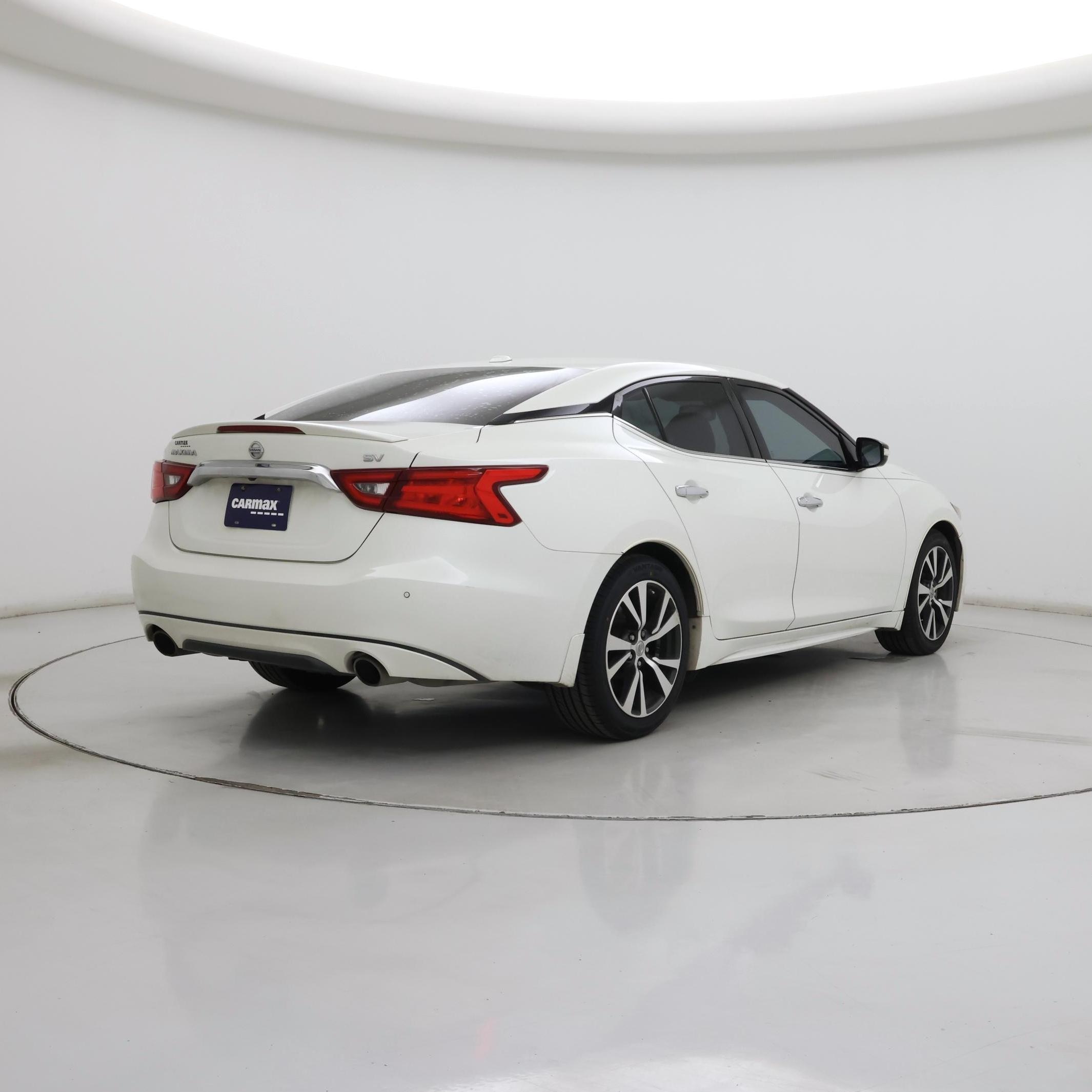 Thumbnail: 2017 Nissan Maxima - 8