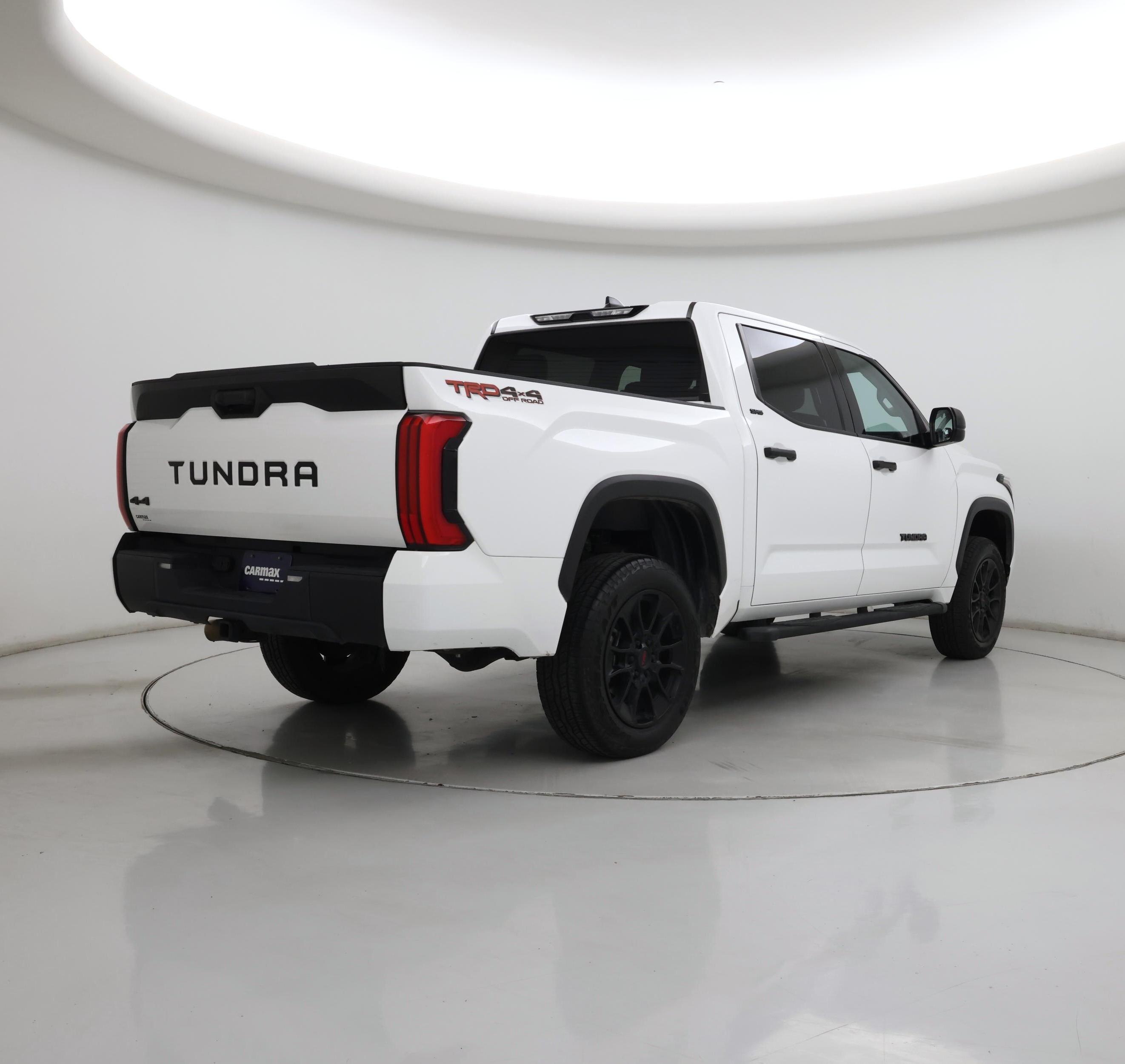 Thumbnail: 2022 Toyota Tundra - 8