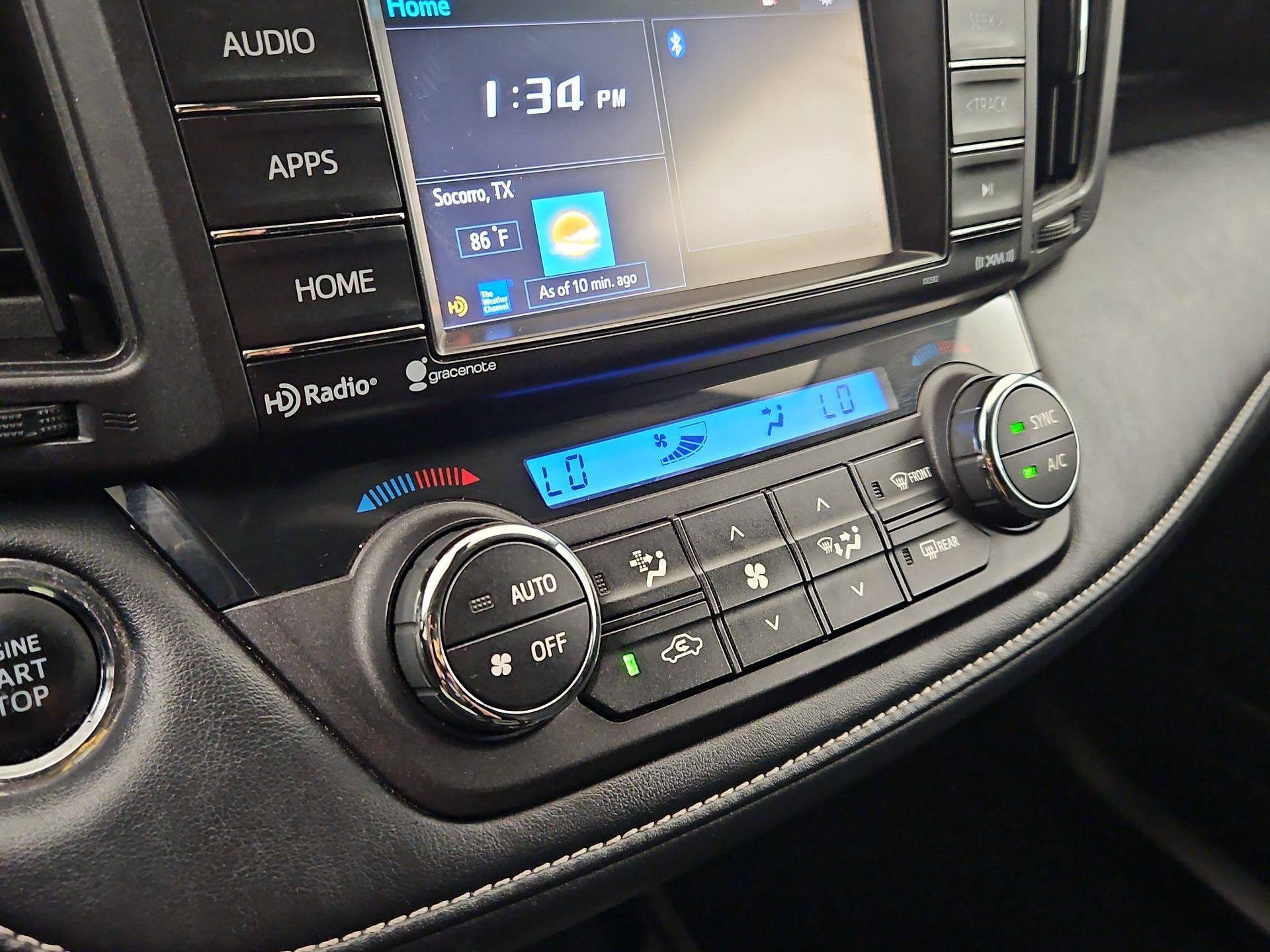 Thumbnail: 2018 Toyota RAV4 - 16