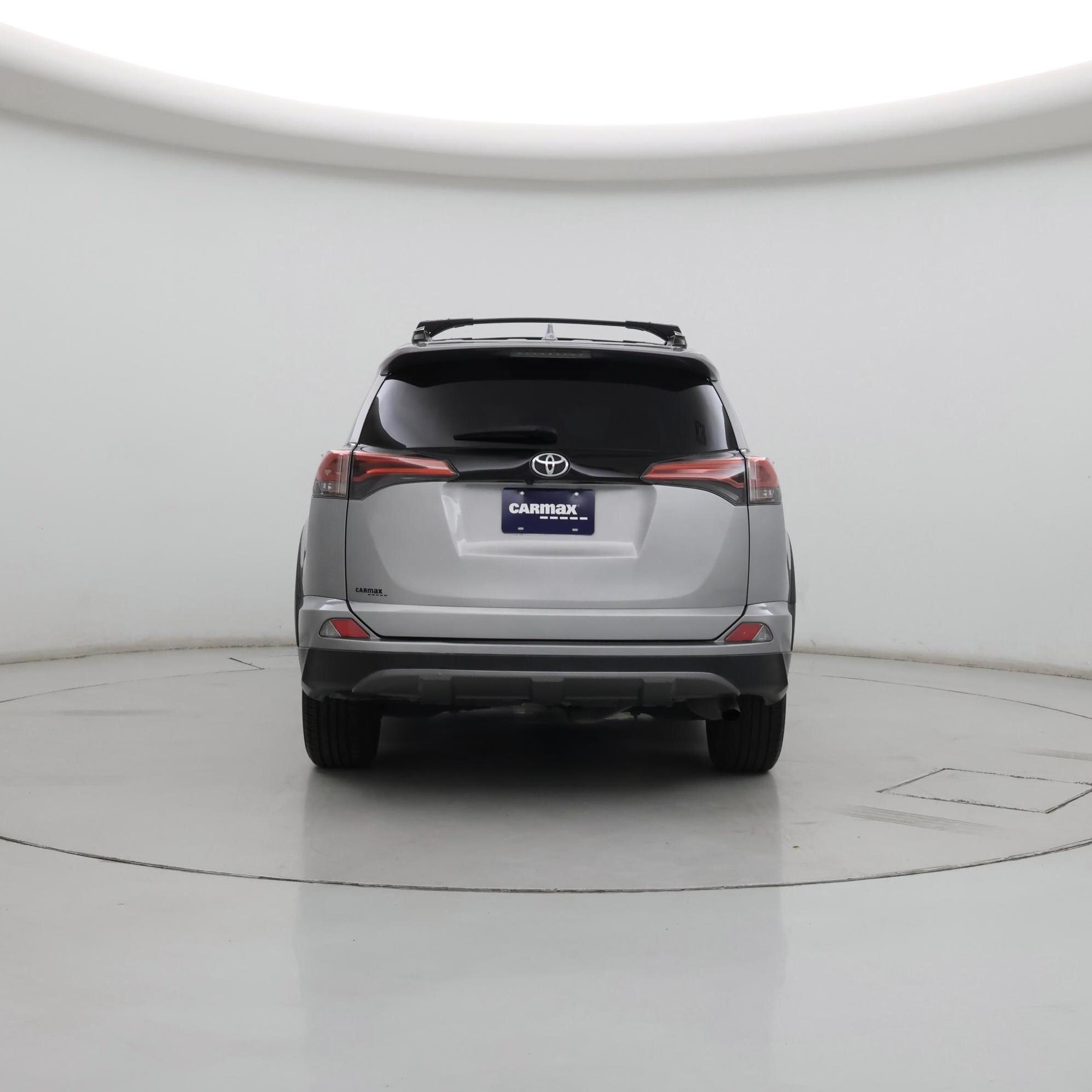 Thumbnail: 2018 Toyota RAV4 - 6