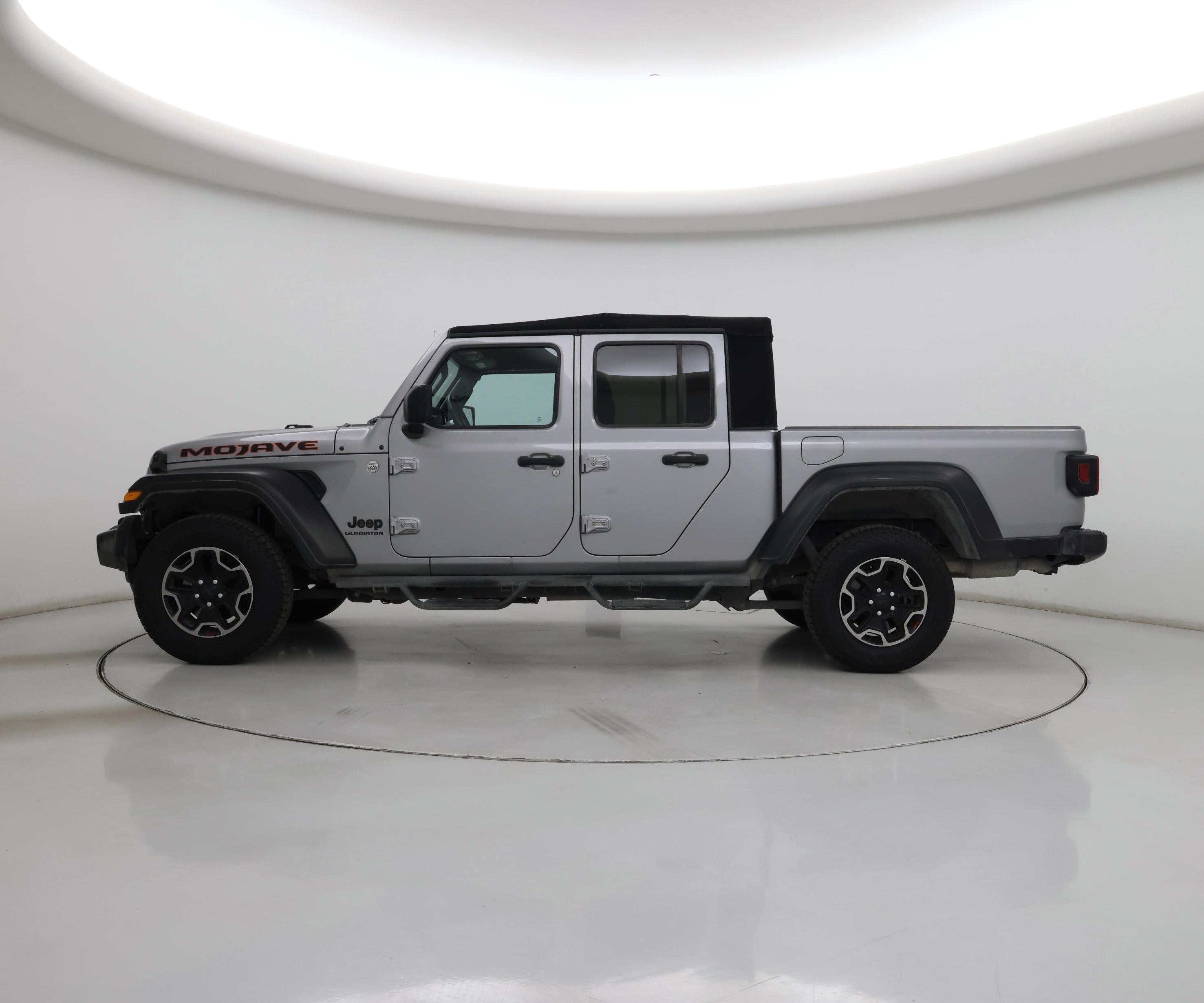 Thumbnail: 2020 Jeep Gladiator - 3