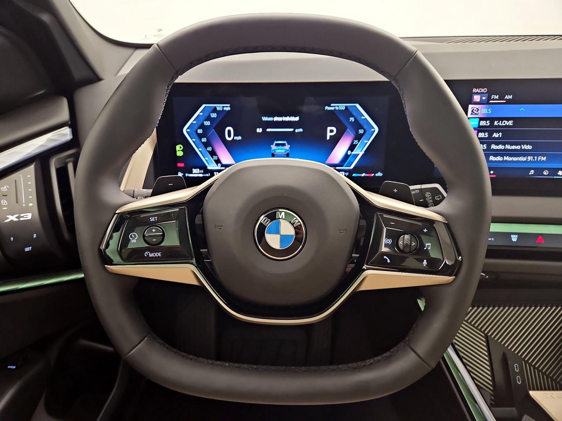Thumbnail: 2025 BMW X3 - 10