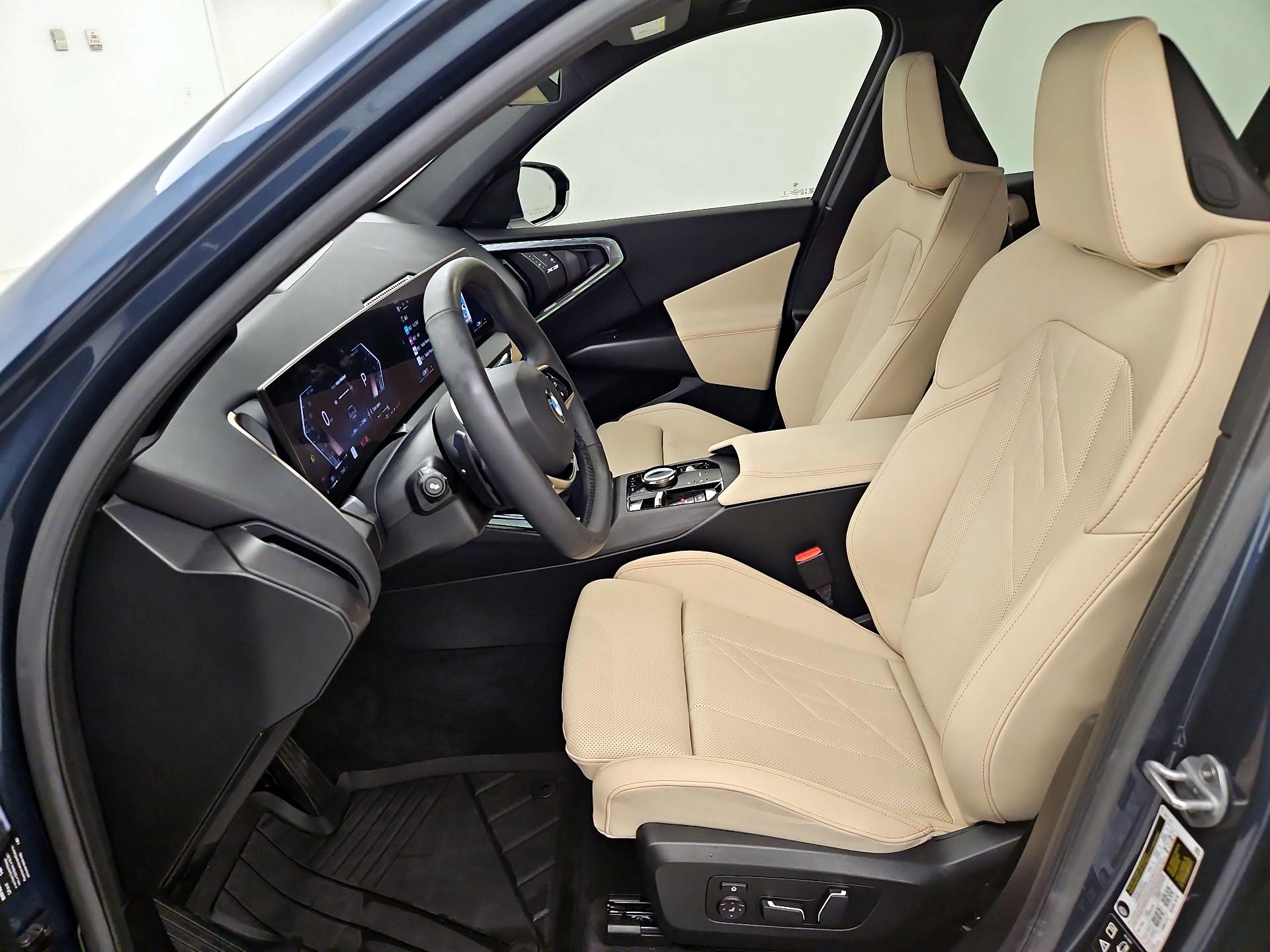 Thumbnail: 2025 BMW X3 - 11