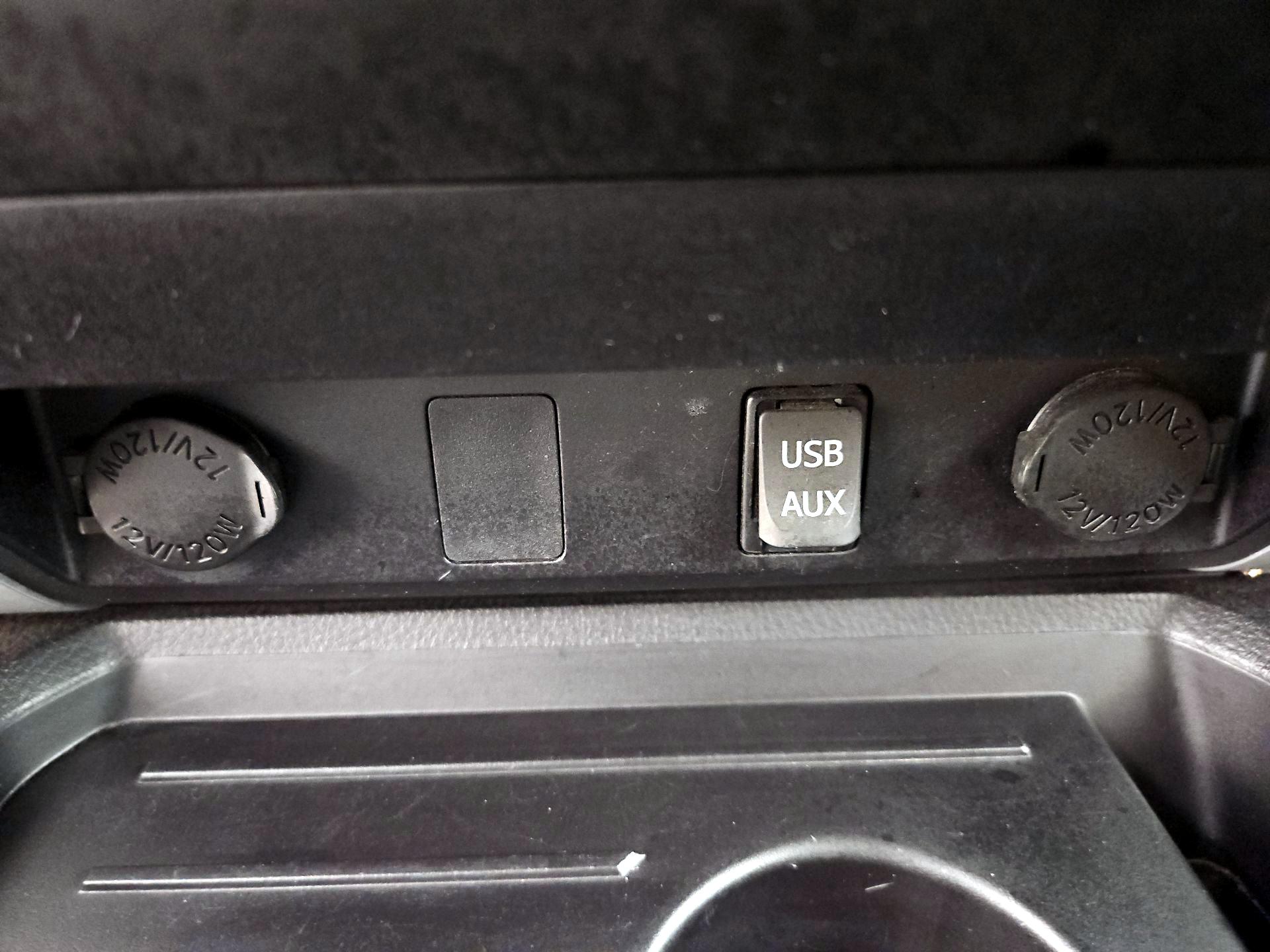 Thumbnail: 2014 Toyota Tundra - 19
