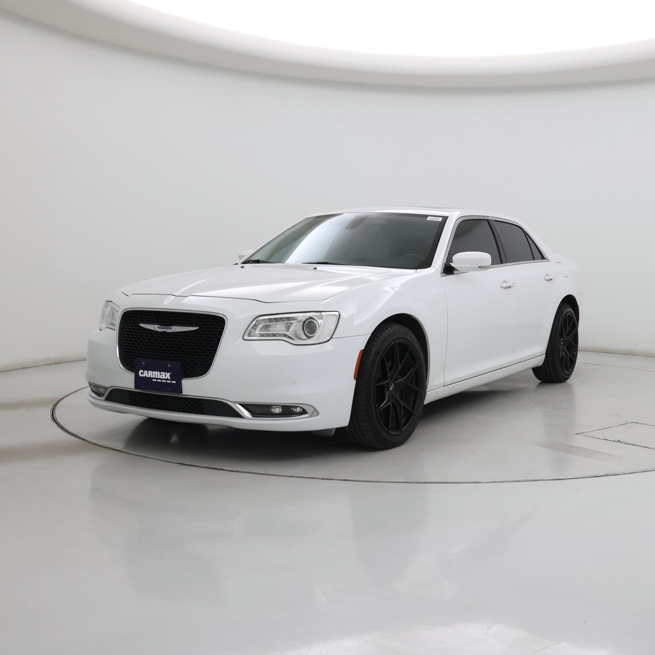 Thumbnail: 2021 Chrysler 300 - 4