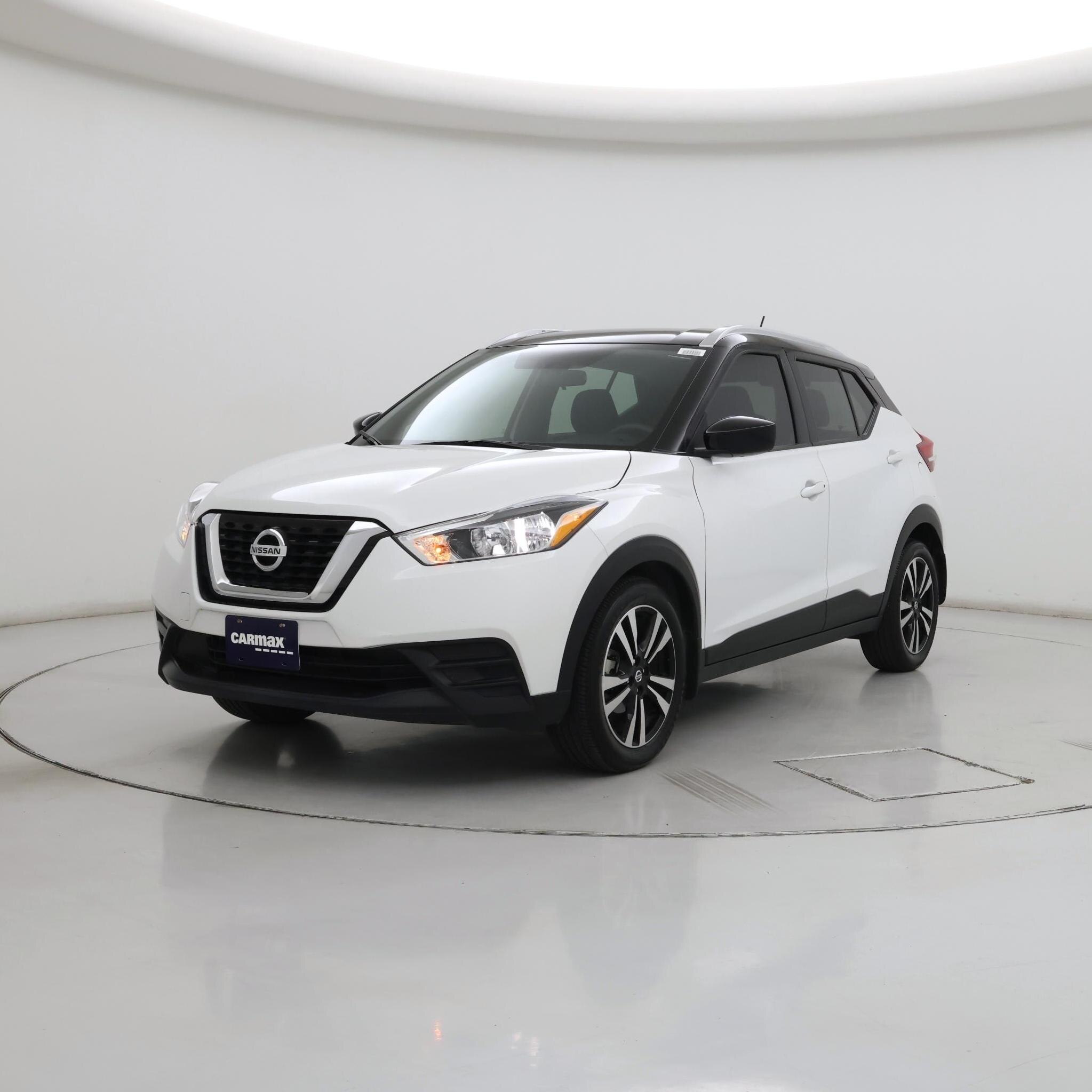 Thumbnail: 2019 Nissan Kicks - 4