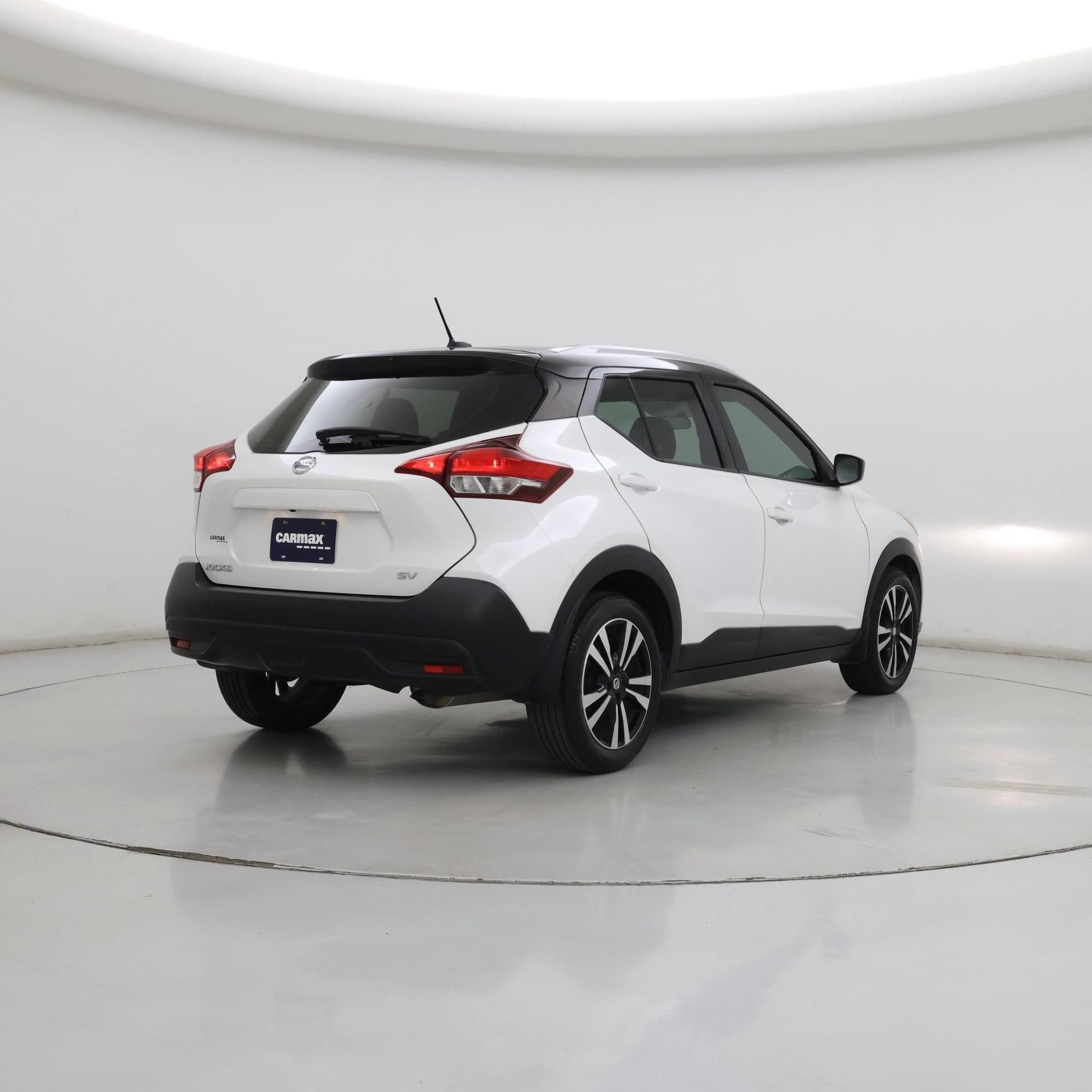 Thumbnail: 2019 Nissan Kicks - 8