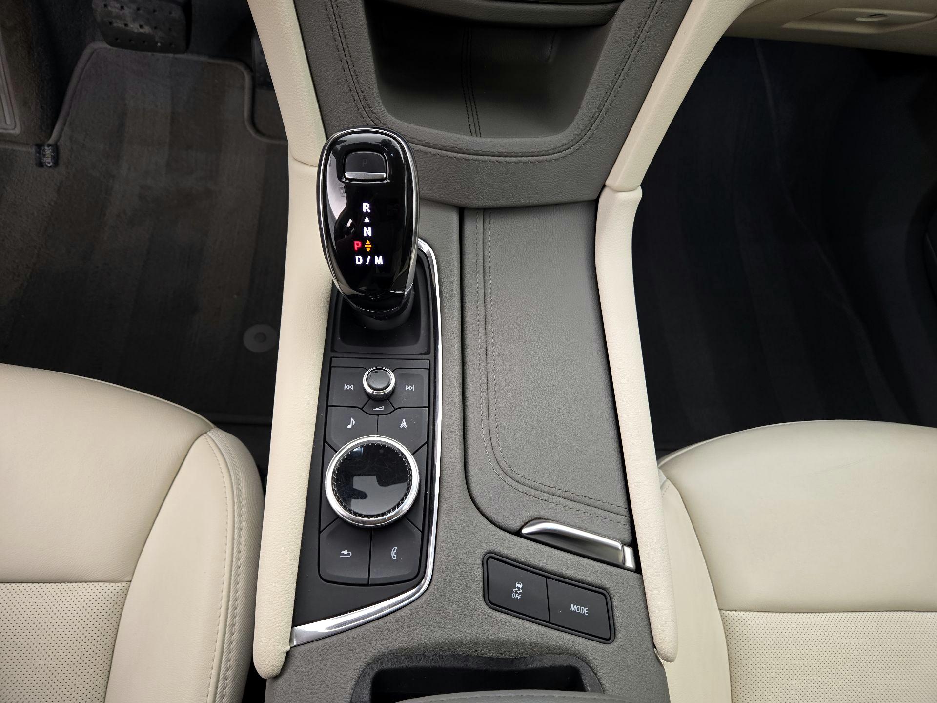 Thumbnail: 2023 Cadillac XT6 - 18