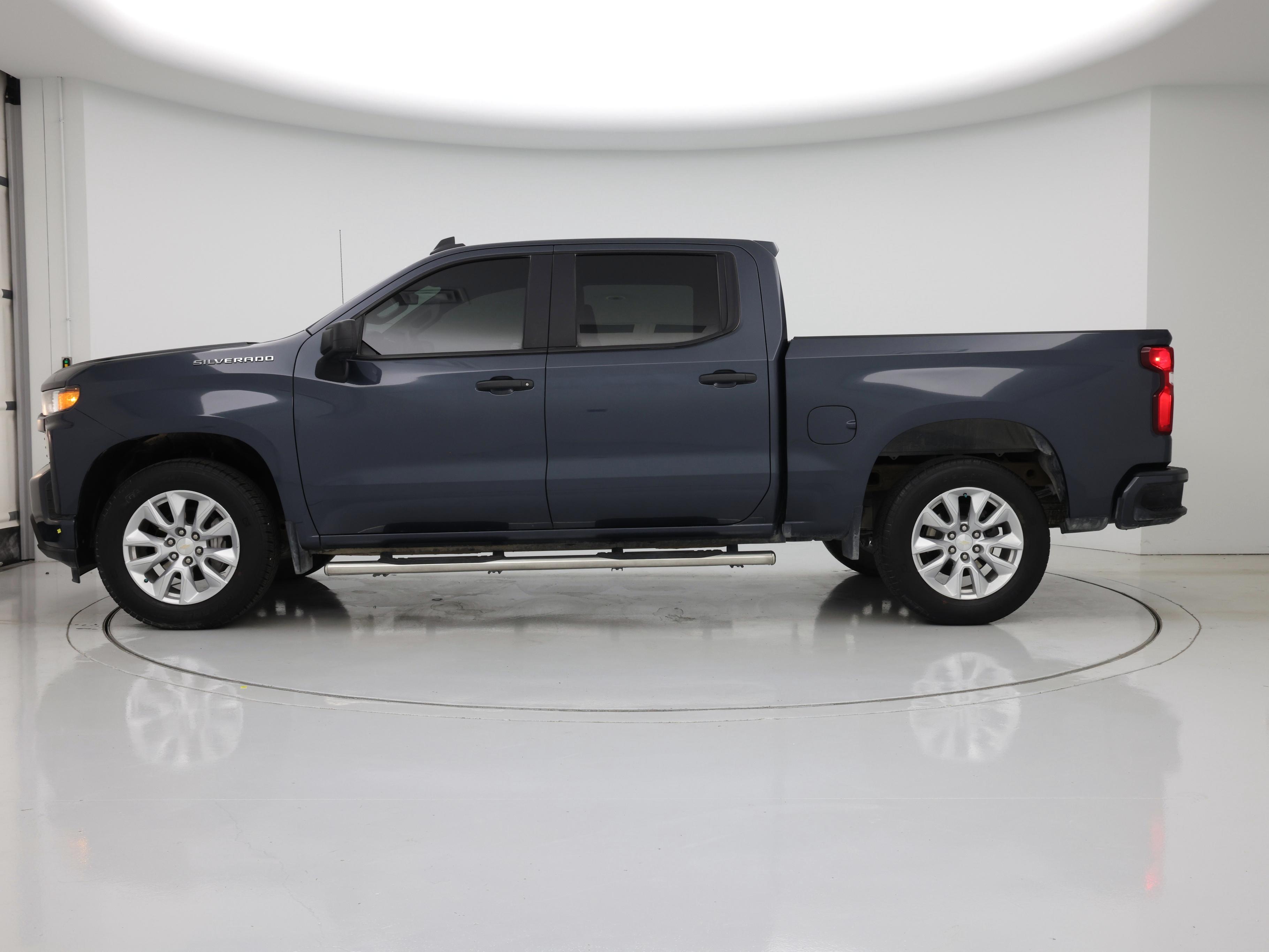 Thumbnail: 2022 Chevrolet Silverado 1500 - 3