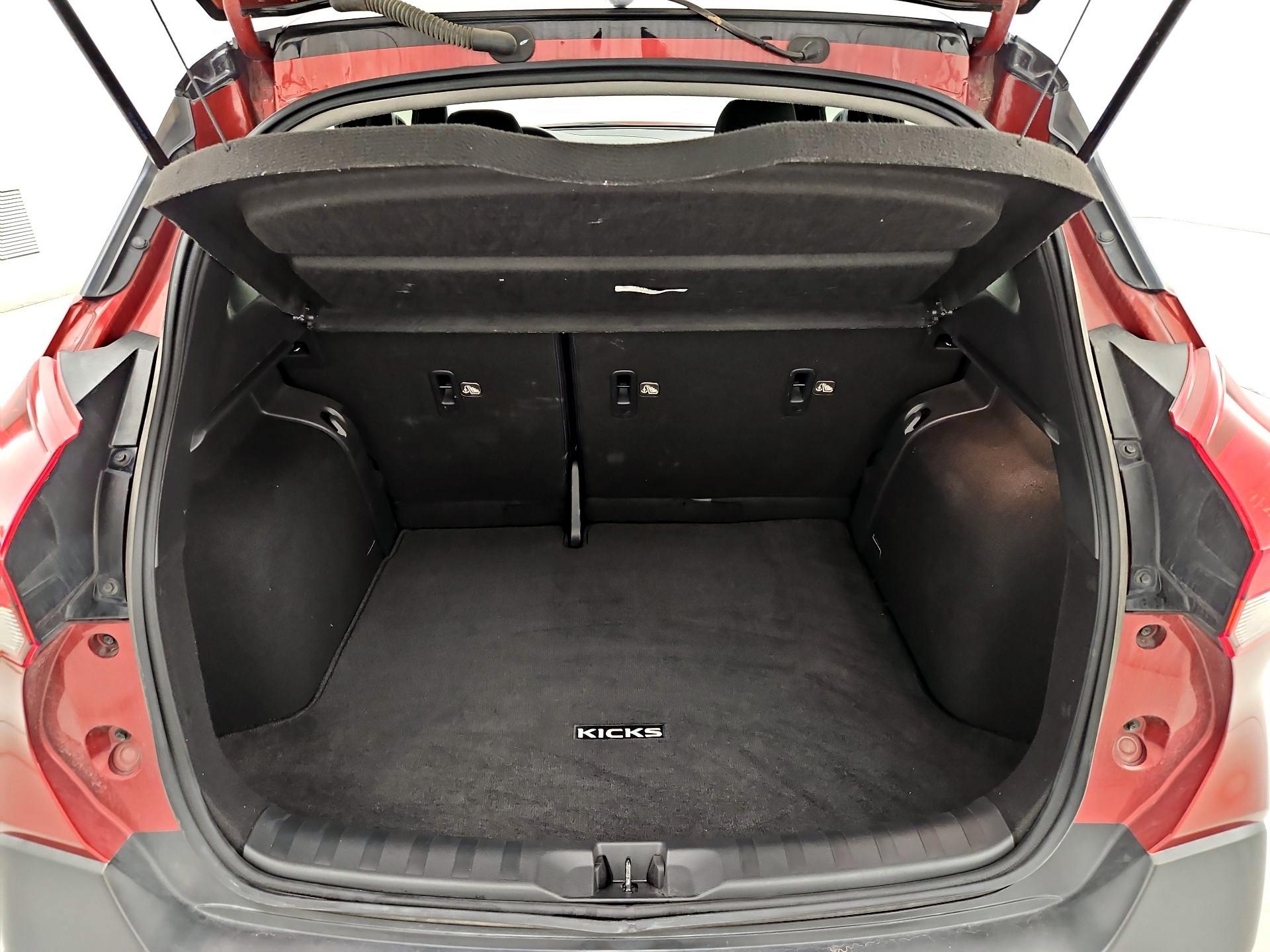 Thumbnail: 2019 Nissan Kicks - 20