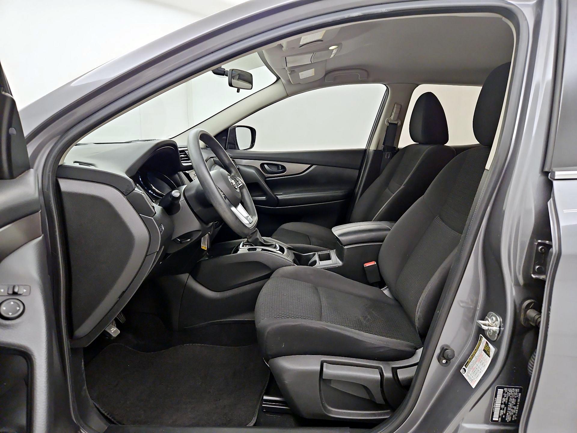 Thumbnail: 2019 Nissan Rogue Sport - 11