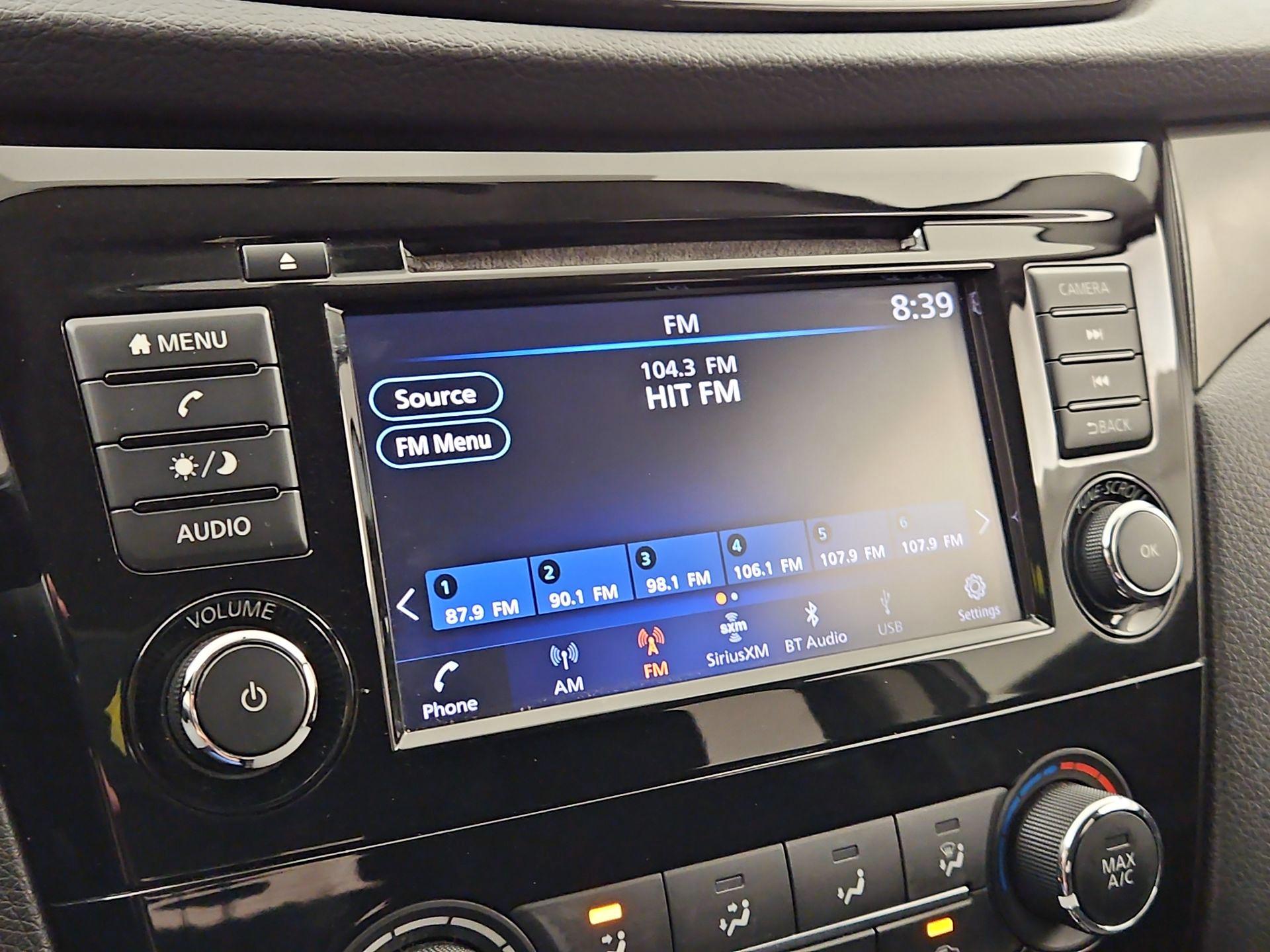 Thumbnail: 2019 Nissan Rogue Sport - 15