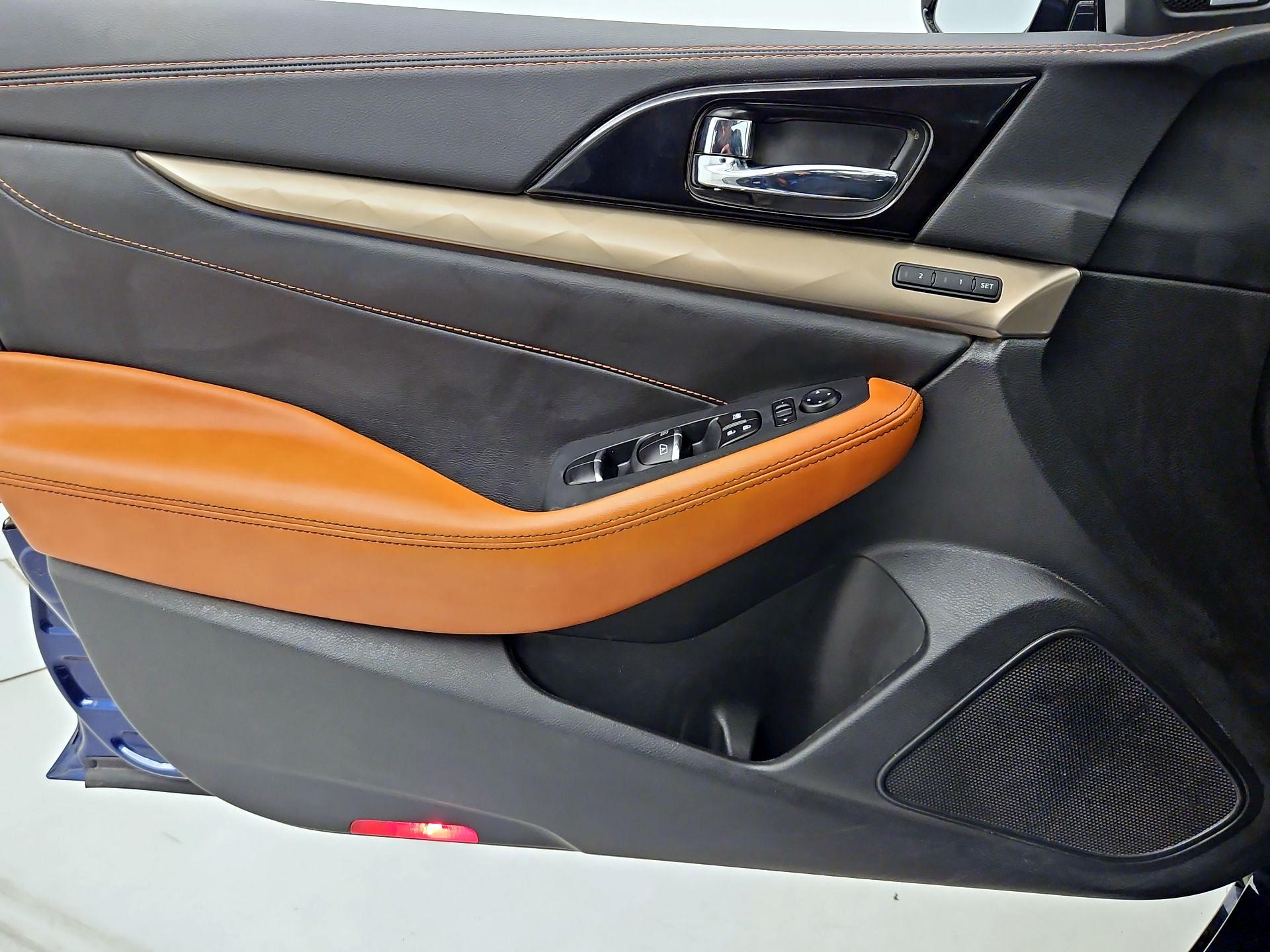Thumbnail: 2020 Nissan Maxima - 12