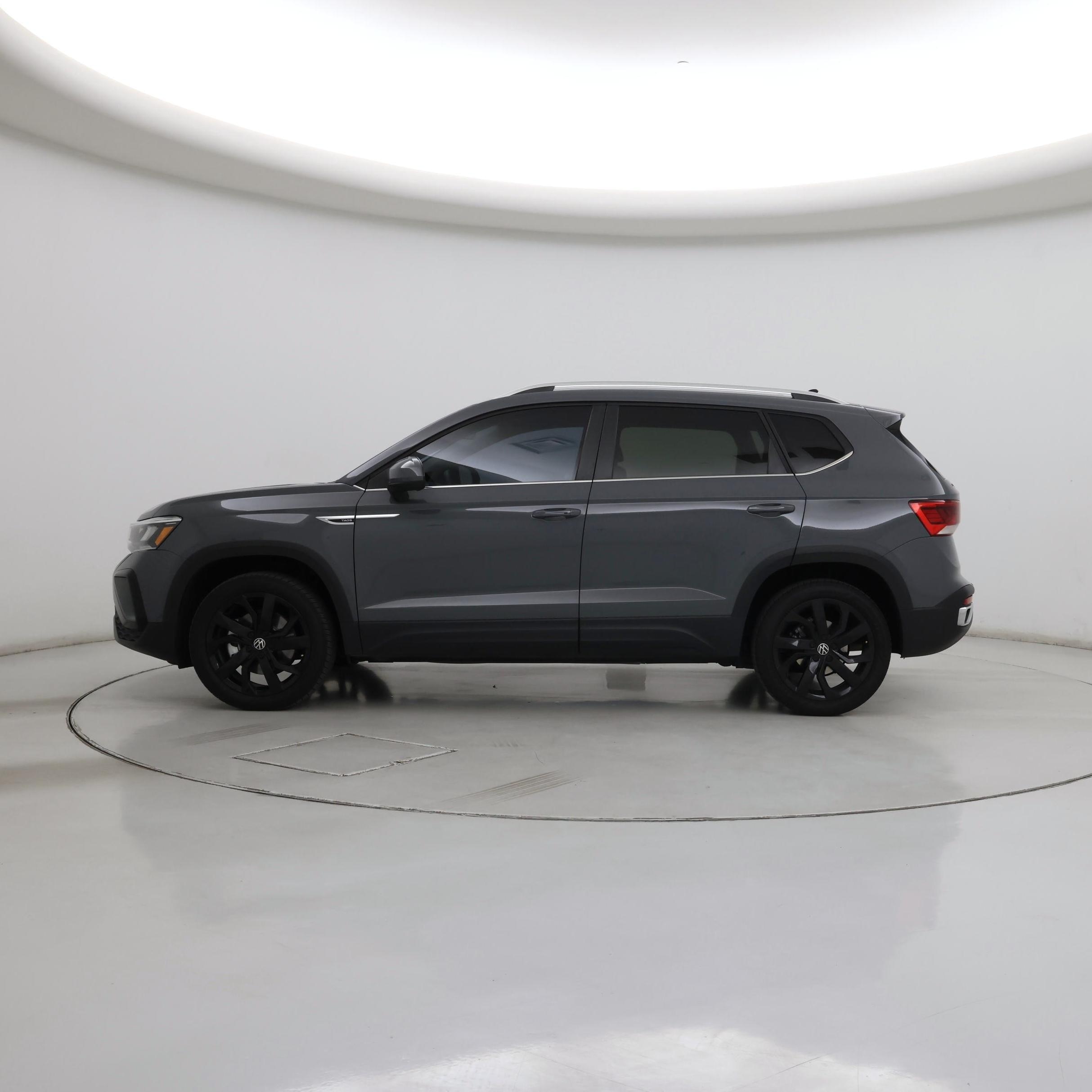 Thumbnail: 2024 Volkswagen Taos - 3