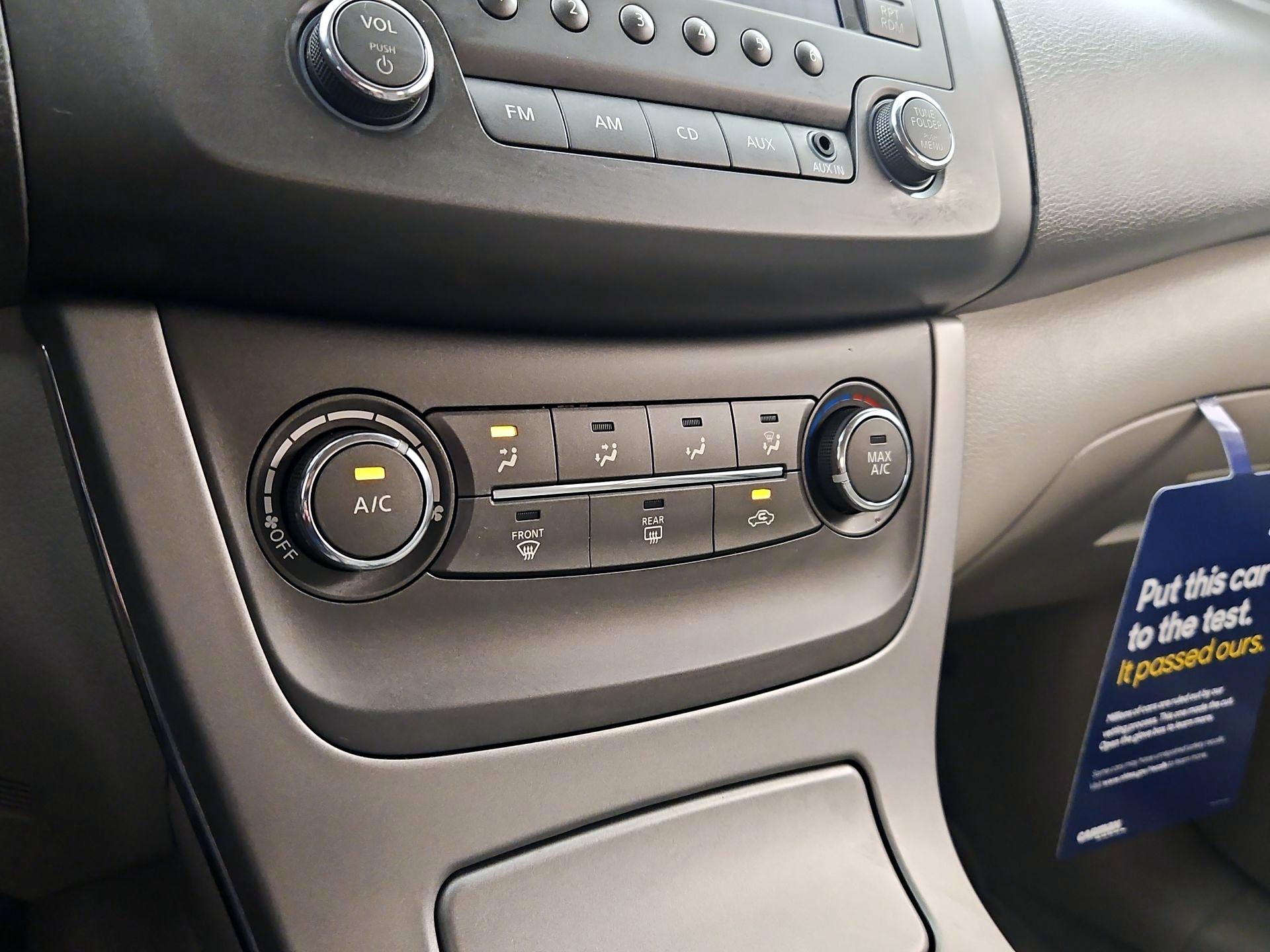 Thumbnail: 2014 Nissan Sentra - 15