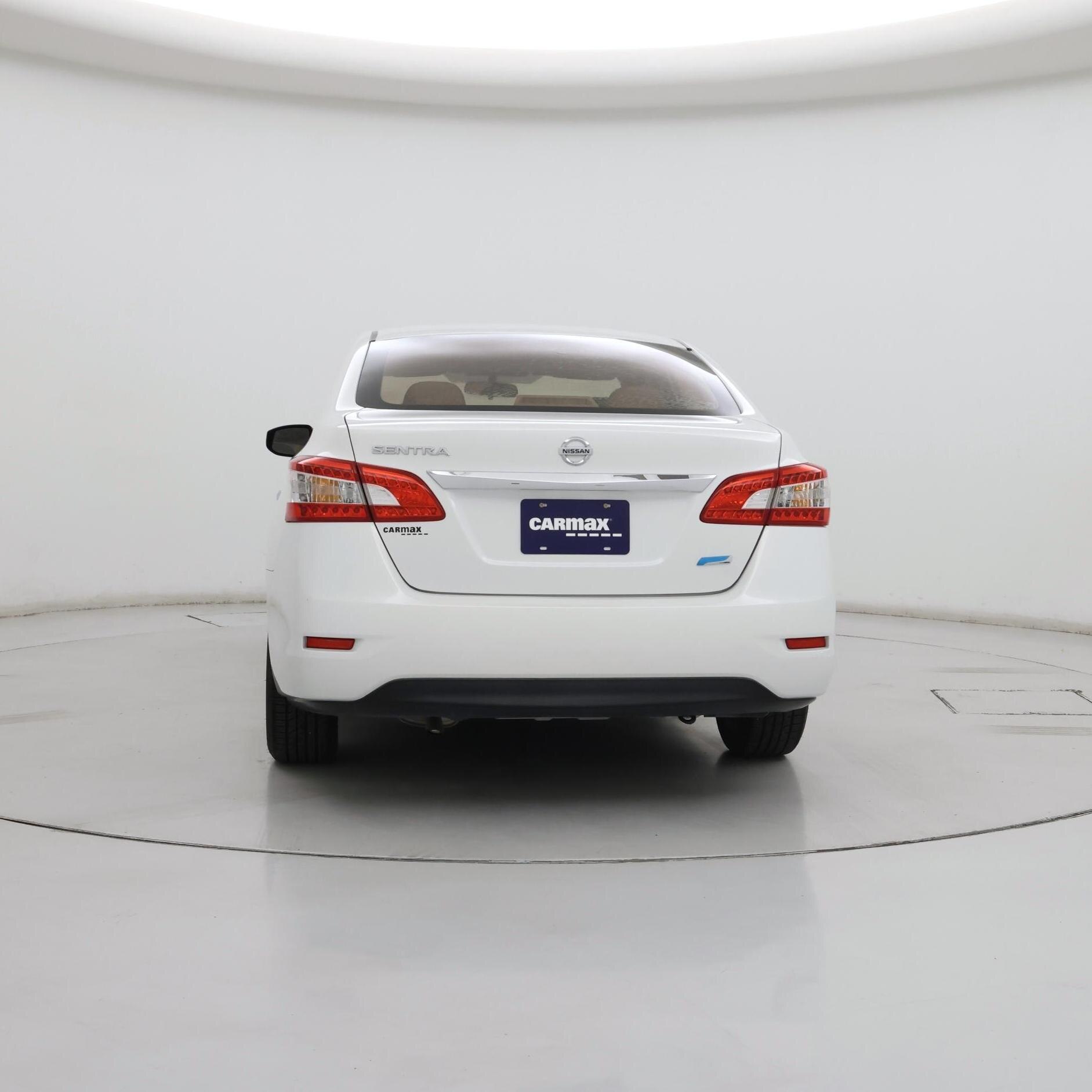Thumbnail: 2014 Nissan Sentra - 6