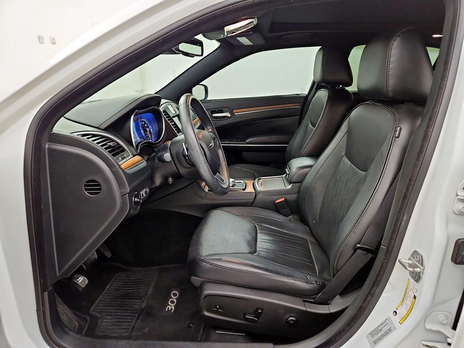 Thumbnail: 2015 Chrysler 300 - 11