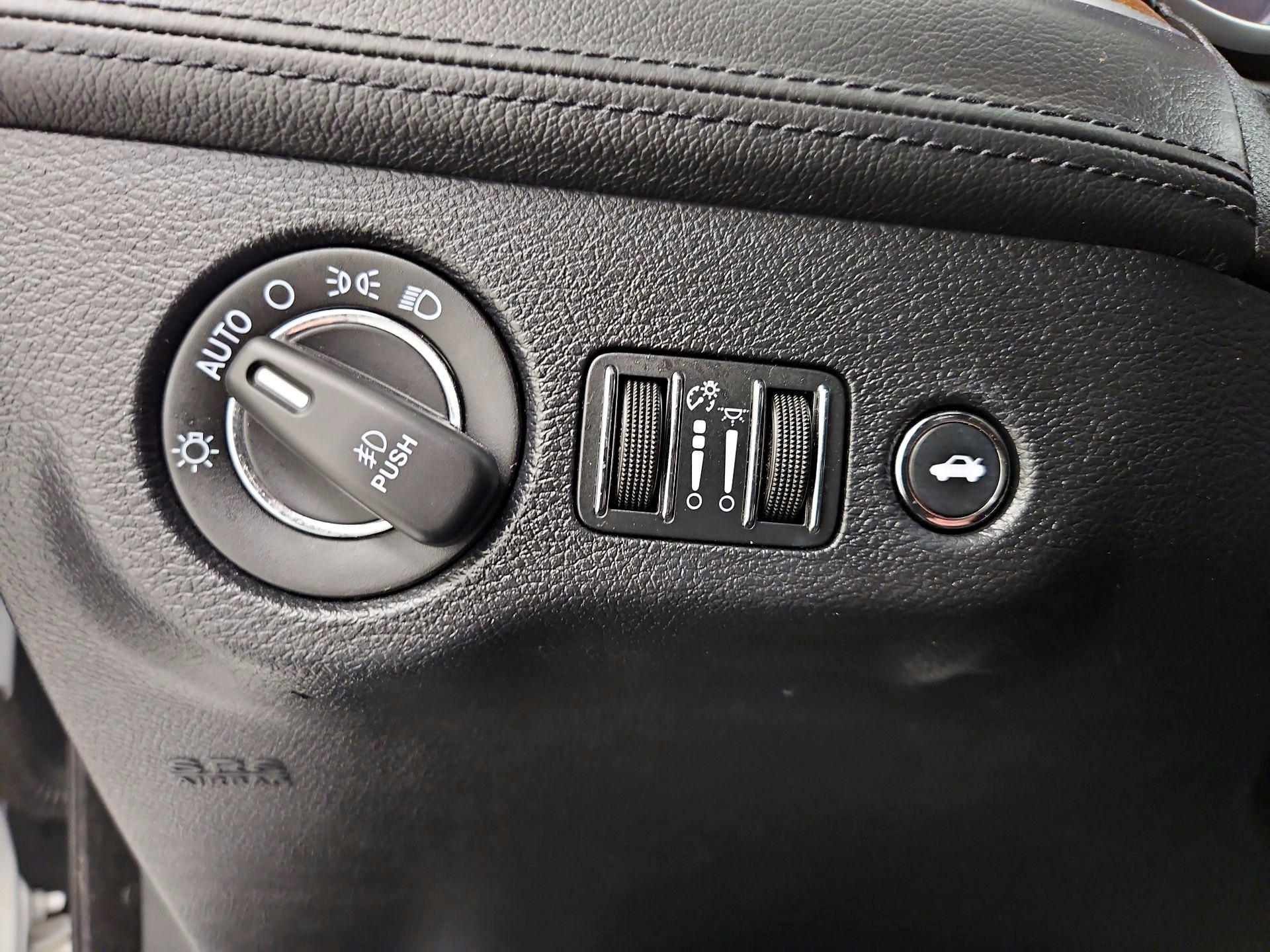Thumbnail: 2015 Chrysler 300 - 13